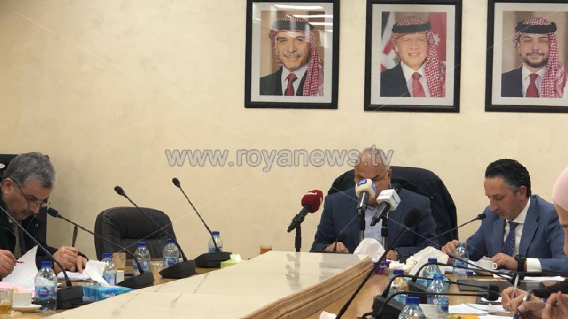 من اجتماع اللجنة