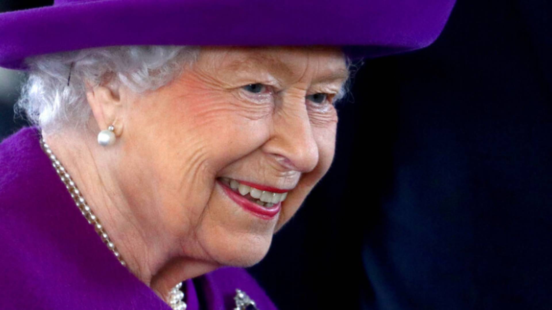 الملكة إليزابيث