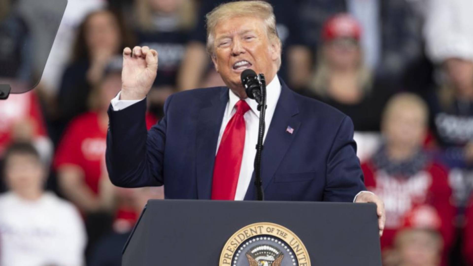 الرئيس الأمريكي ترمب