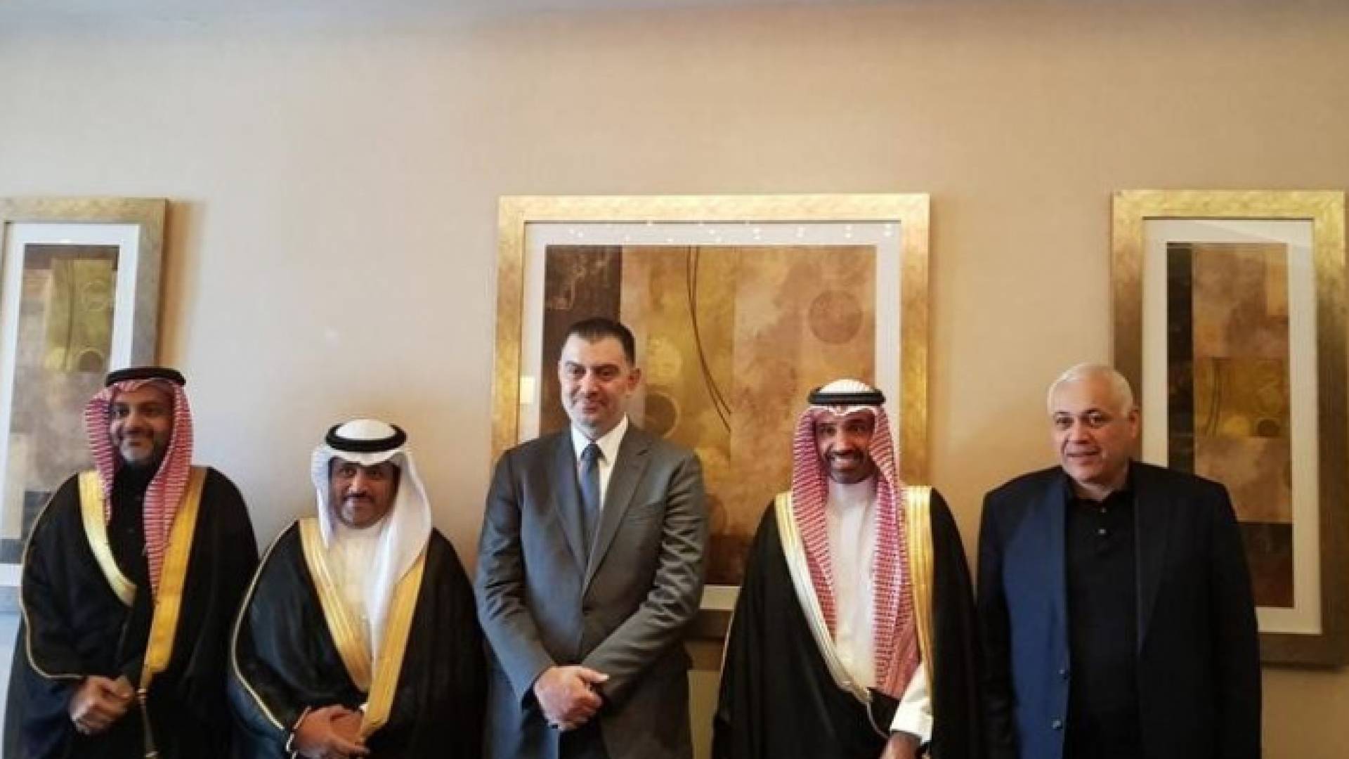 وزير العمل يبحث مع نظيره السعودي مجالات عمل الأردنيين في السعودية