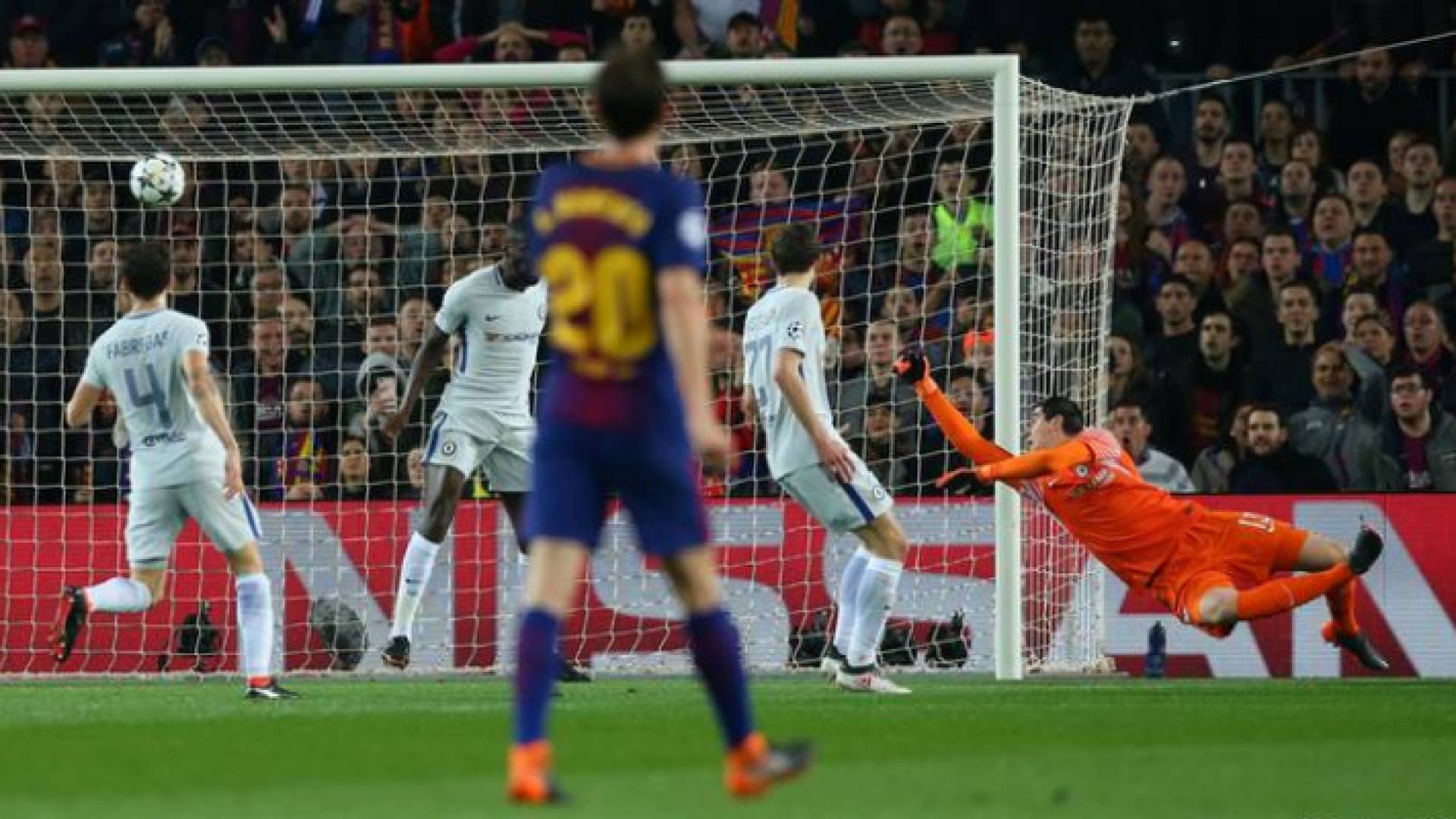 مباراة سابقة بين ريال مدريد وبرشلونة