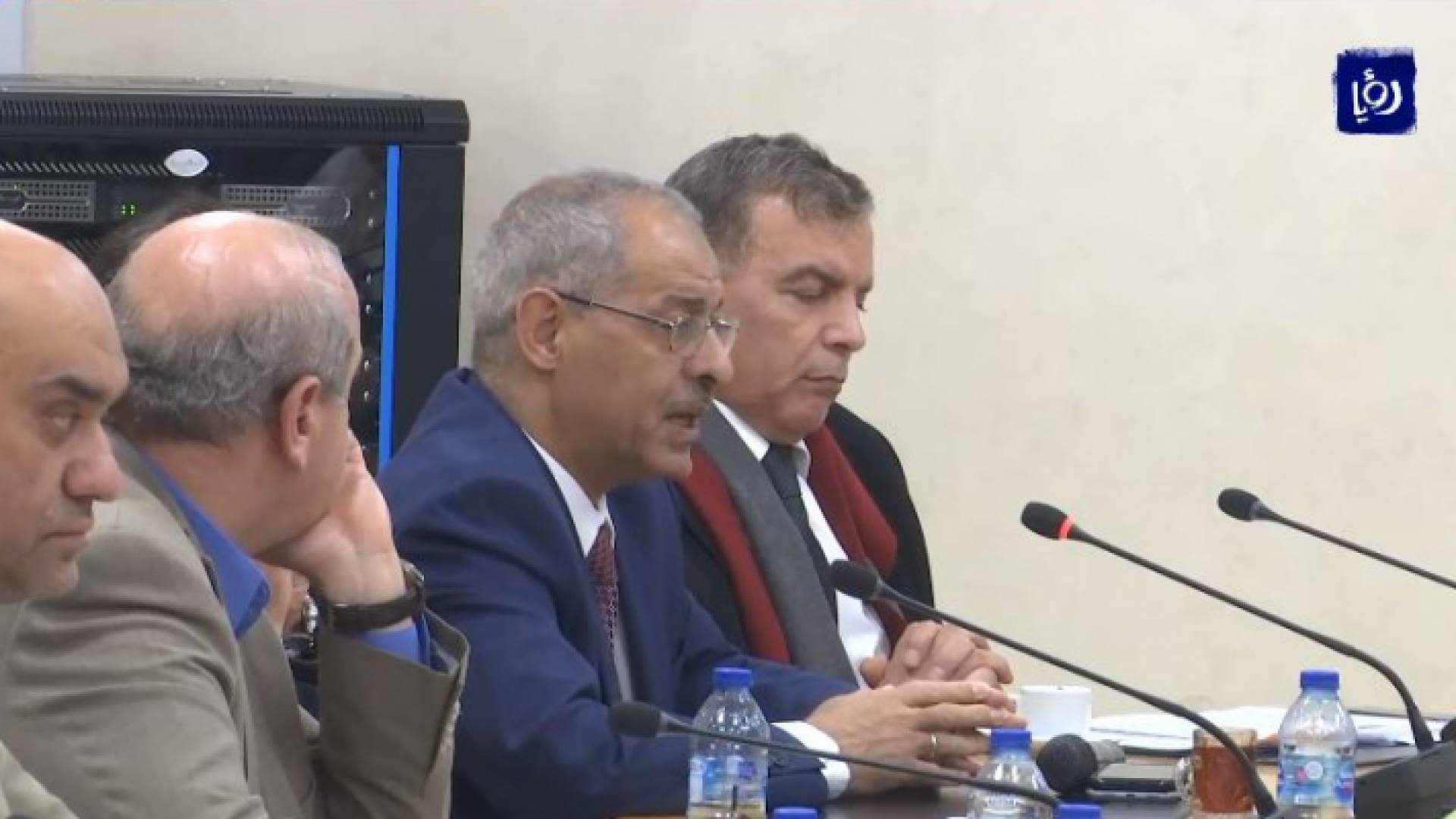 جانب من الجلسة