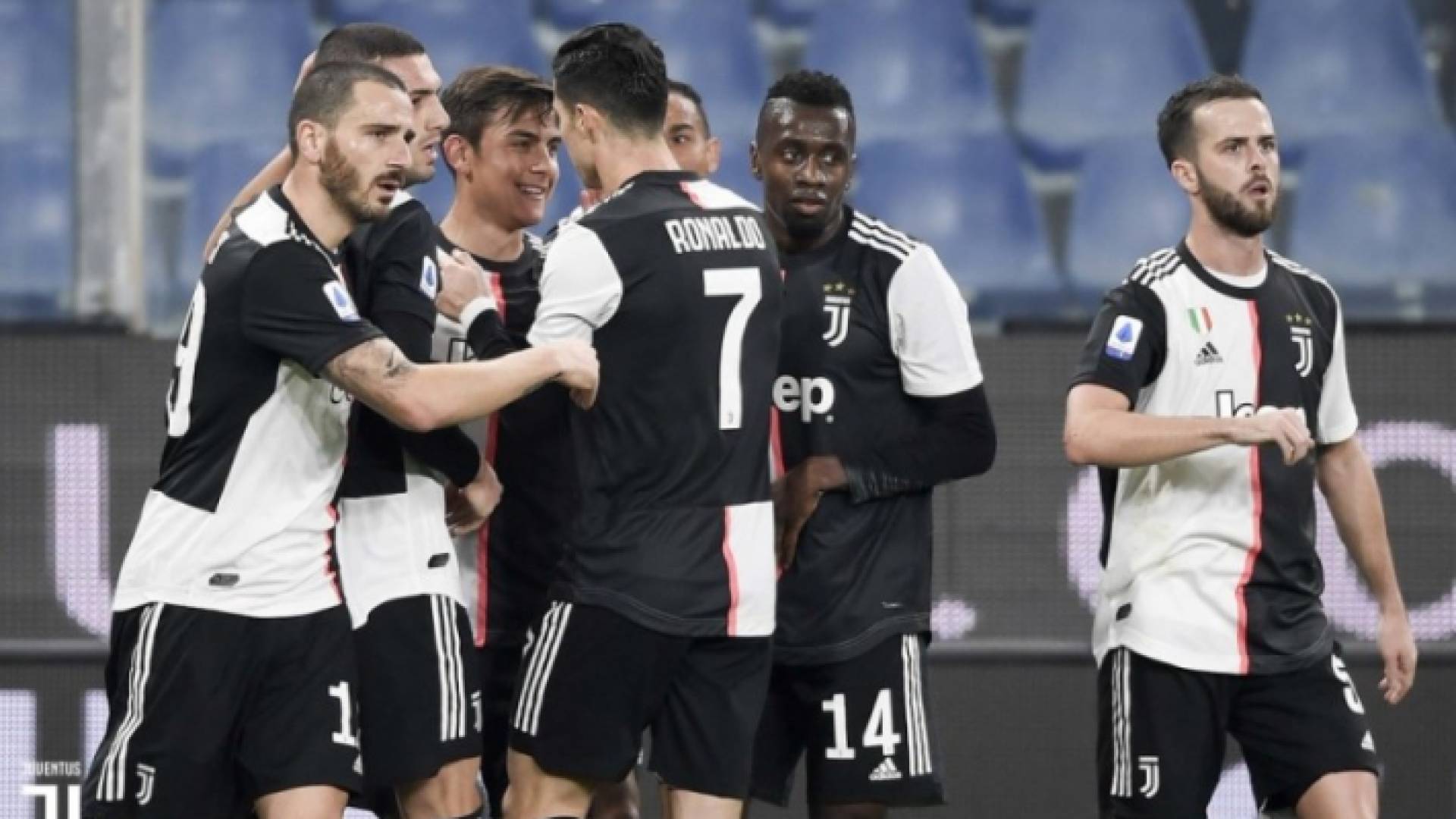 لاعبو يوفنتوس