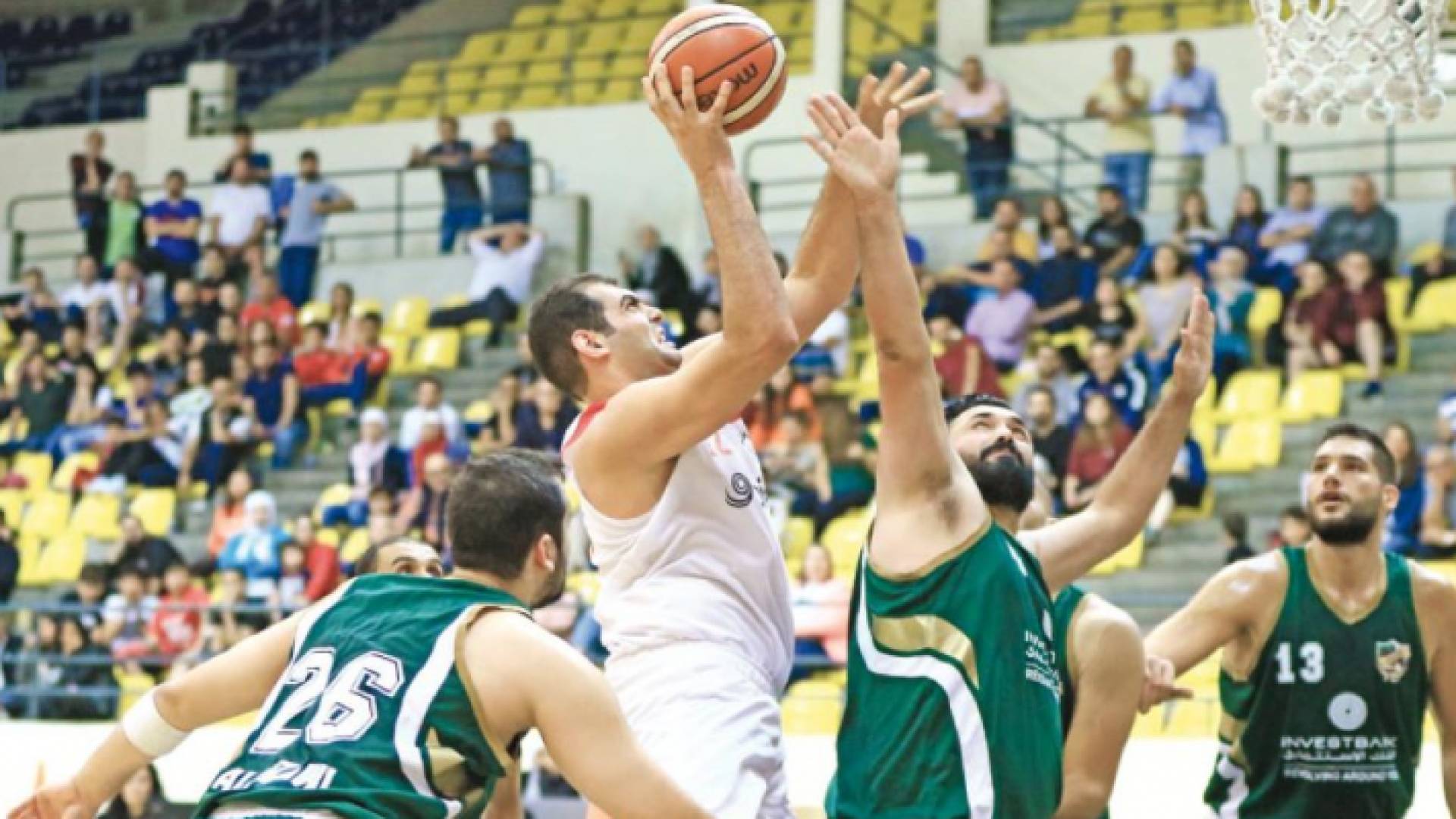 لقاء سابق يجمع الوحدات بالأهلي