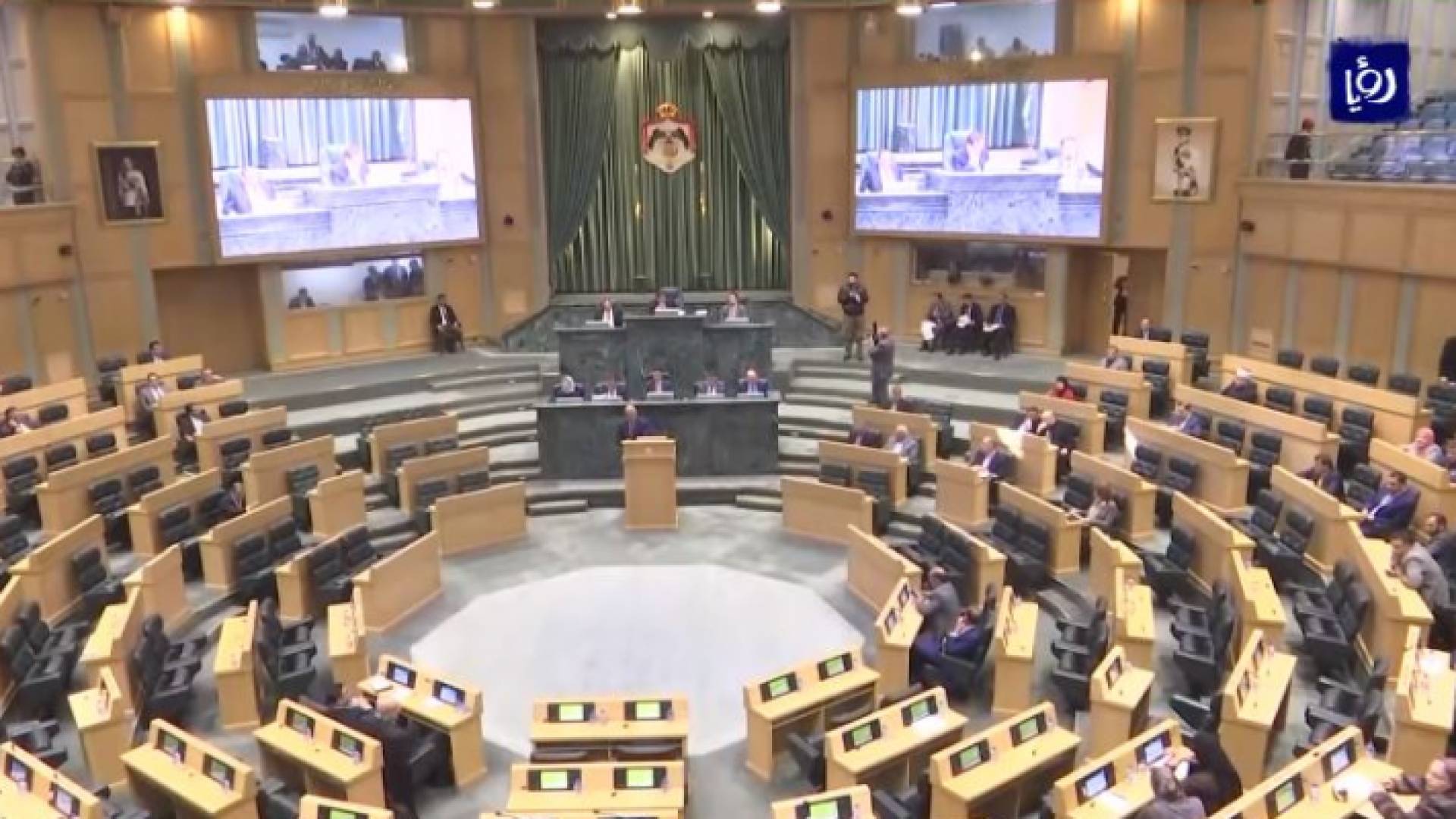 جانب من الجلسة