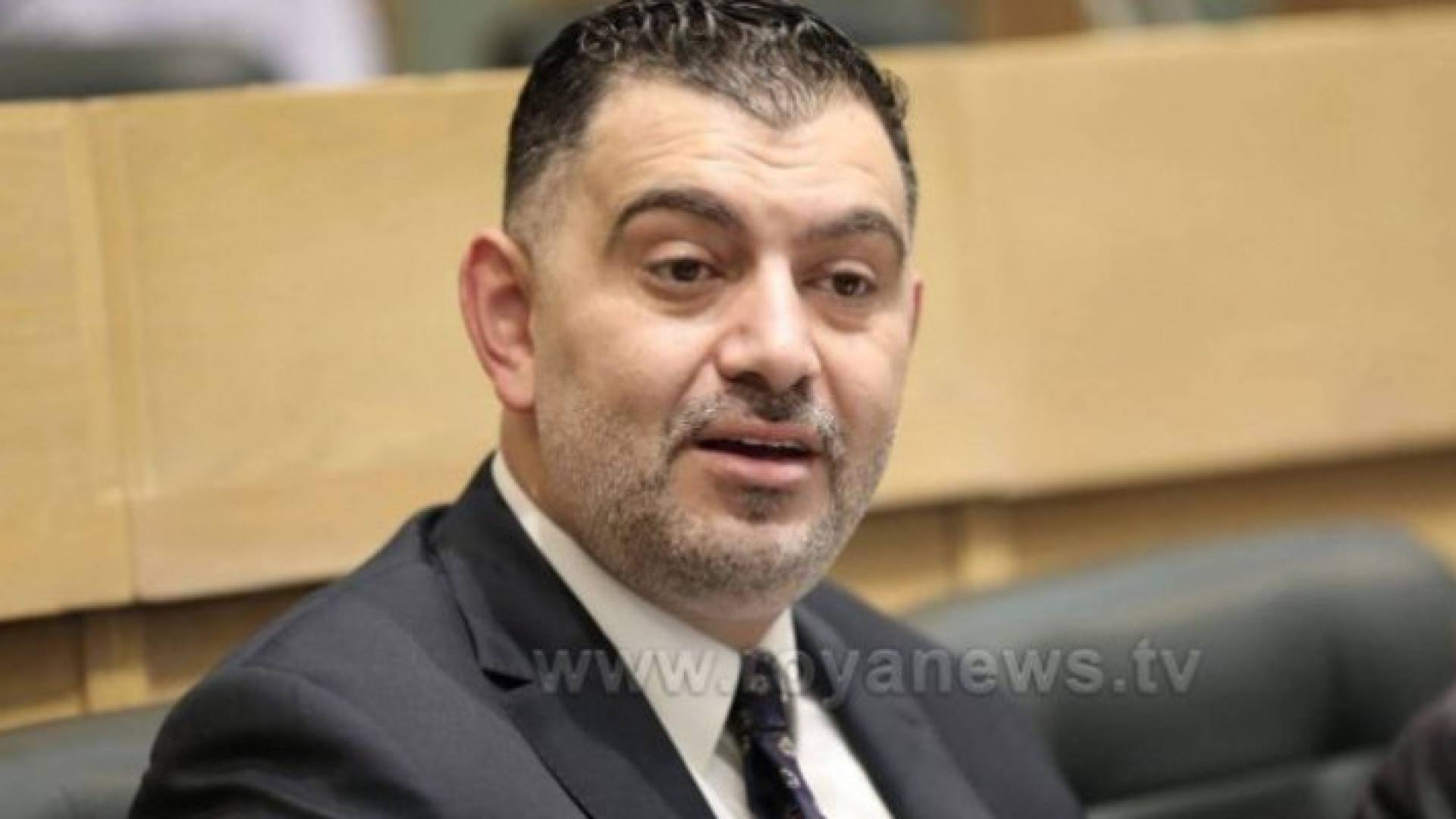 وزير العمل نضال البطاينة