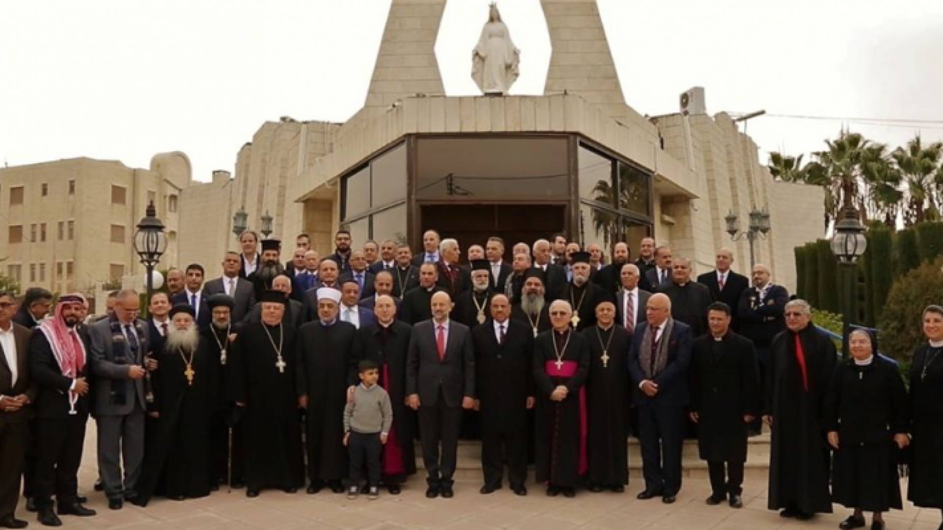 جانب من الزيارة