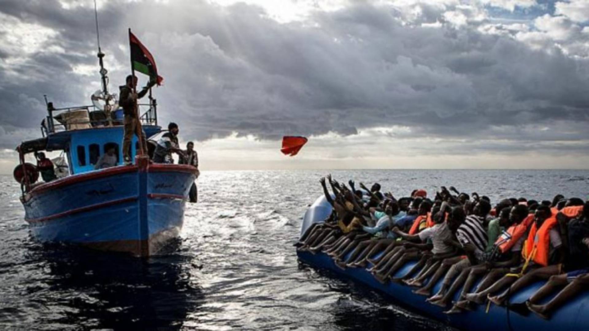 الهجرة غير القانونية