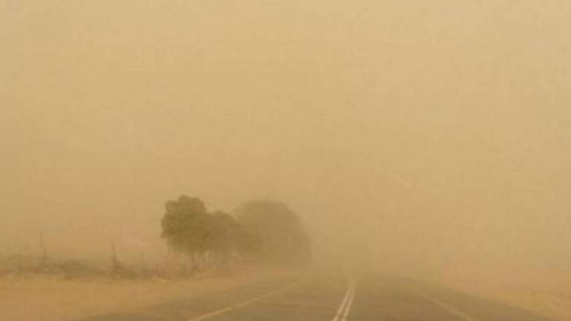 انعدام مدى الرؤية الأفقية على الطريق الصحراوي