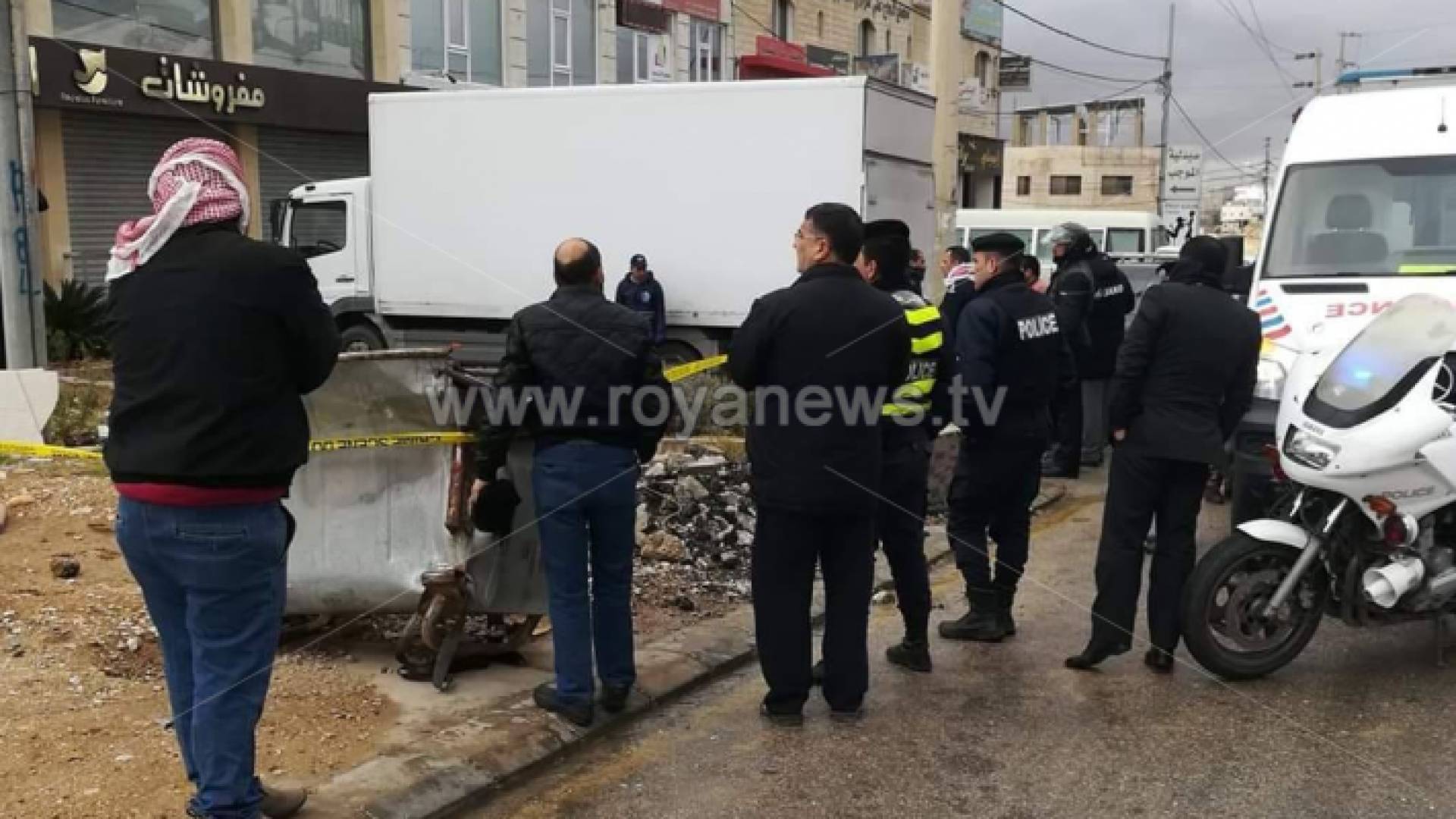 صورة من موقع وفاته