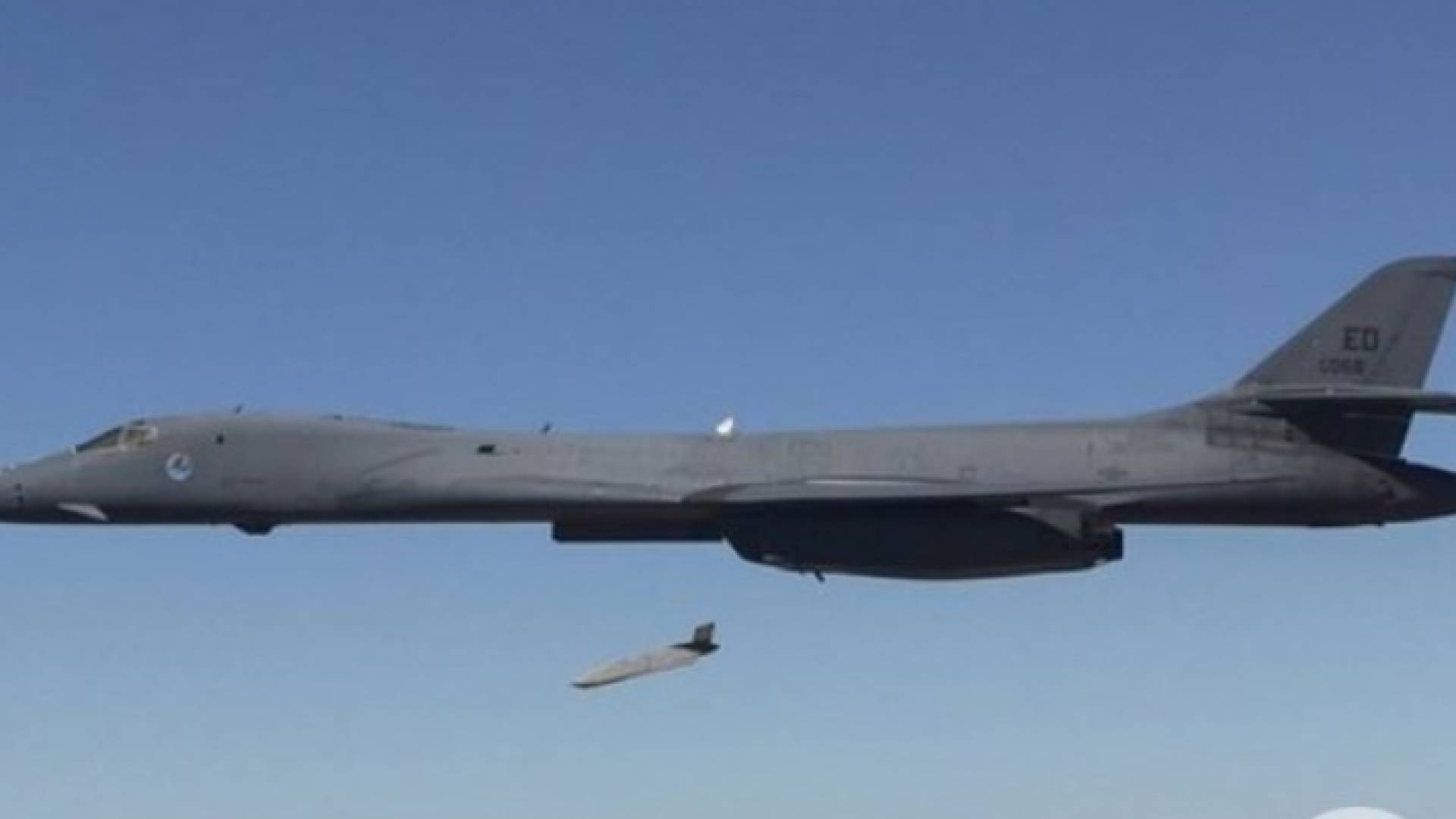 طائرات مقاتلة من طراز F-A-18