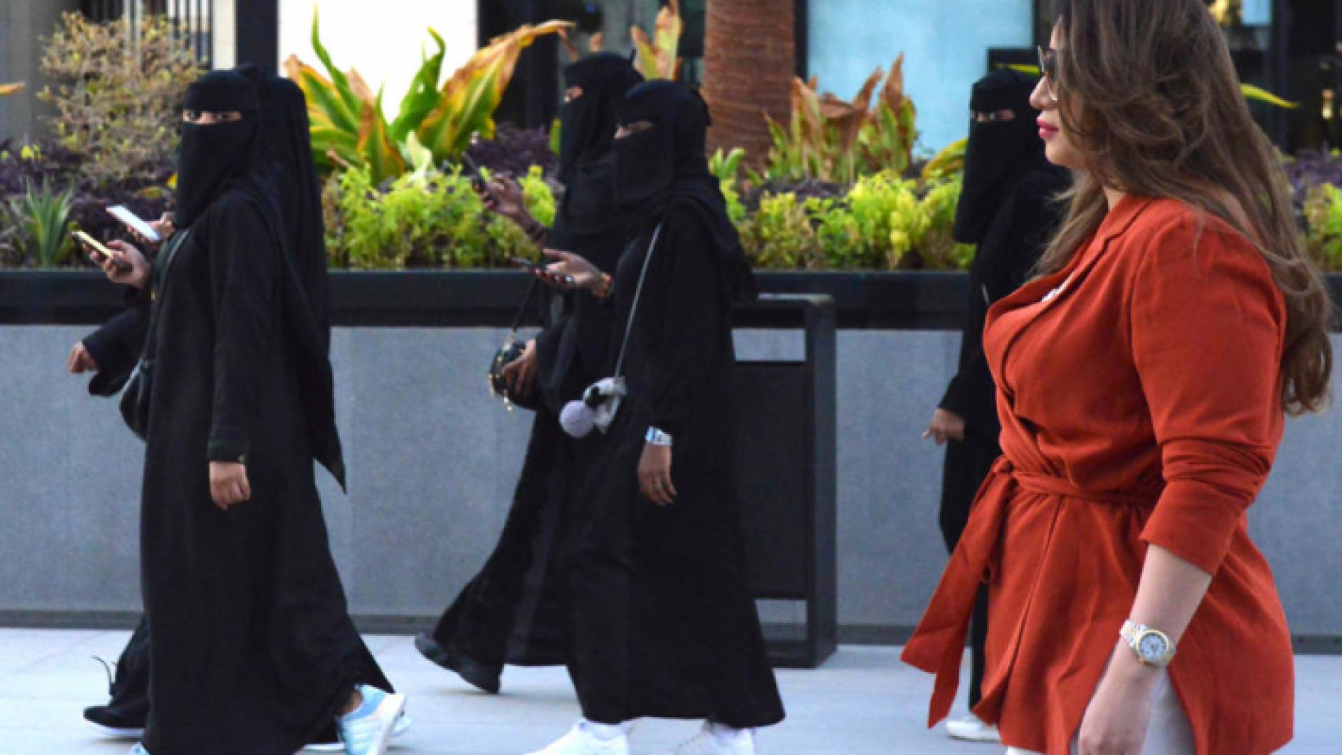 بينهم عشرات النساء - ارشيفية