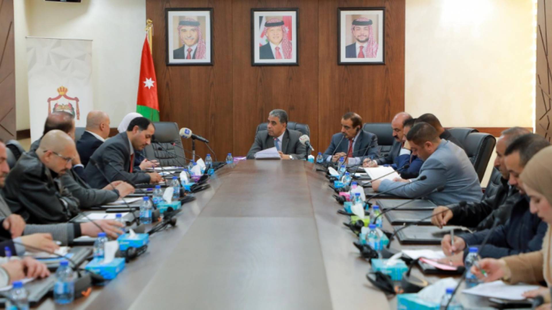 اللجنة اتفاقية الغاز مع الاحتلال عبارة عن مثال "صارخ لعقود الإذعان لاشتمالها على شروط قاسية