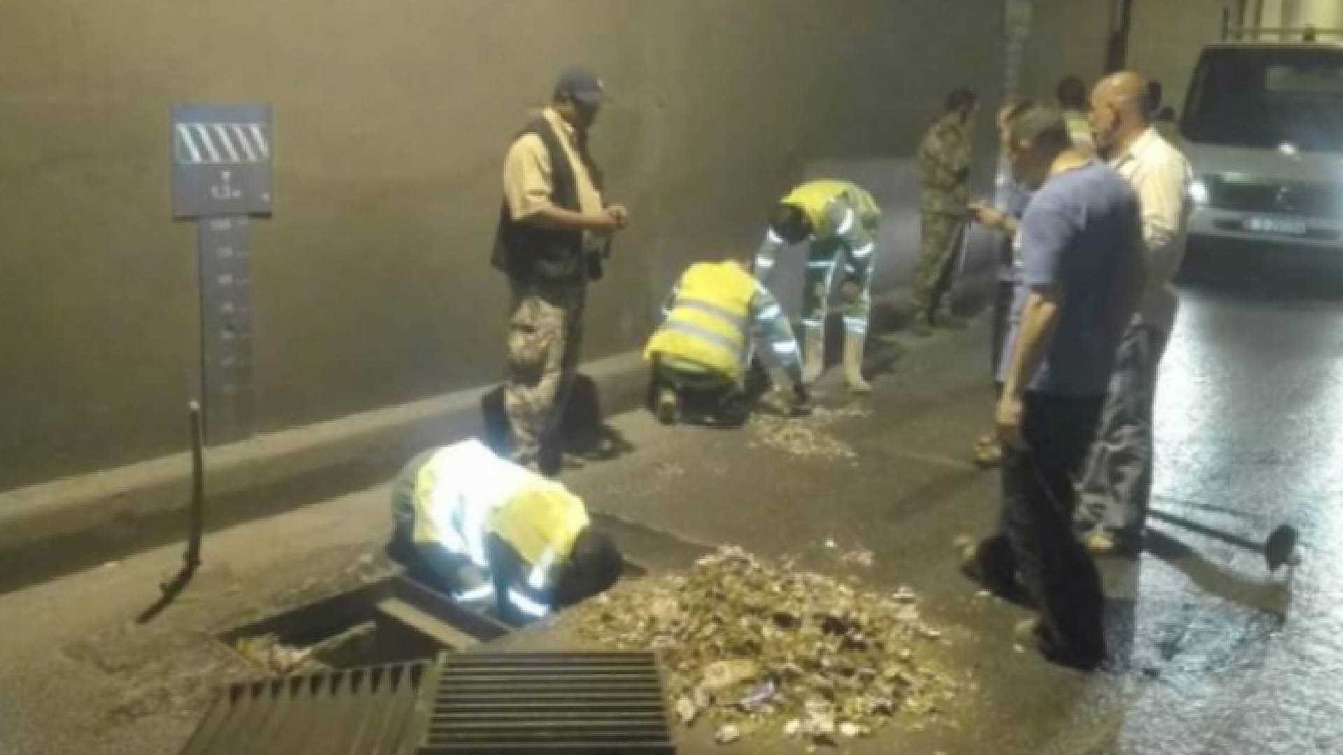 وزارة الأشغال تعلن حالة الطوارئ بسبب الأحوال الجوية