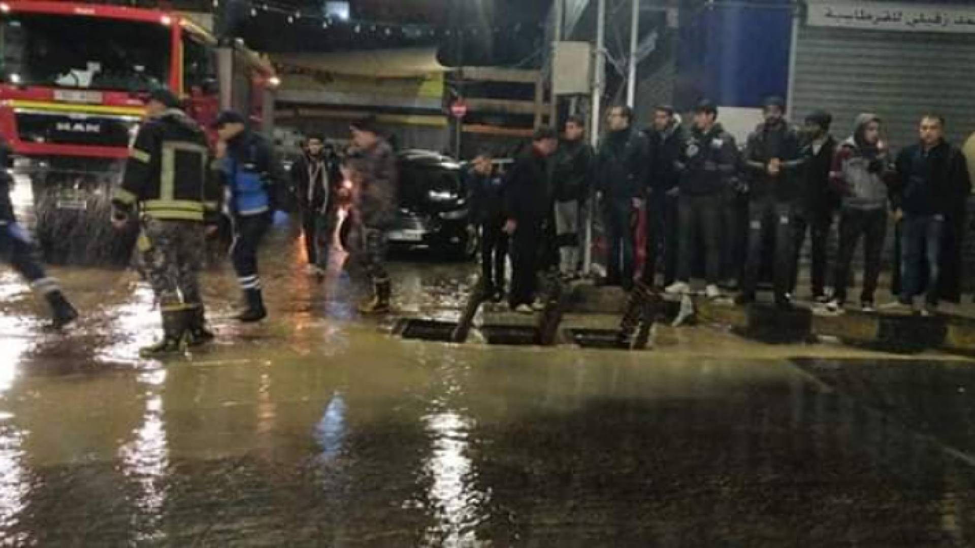 صورة من موسط البلد