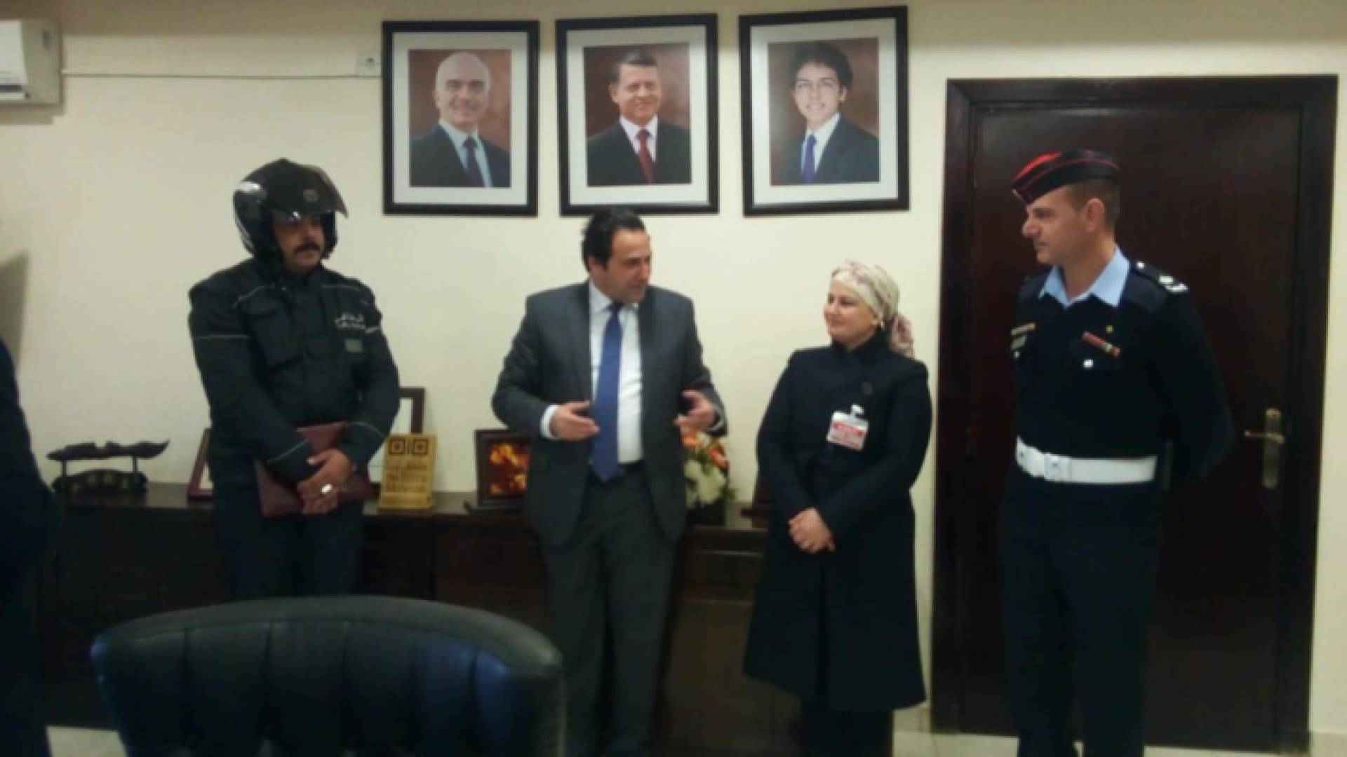 تكريم رقيب وعريف من سير معان لأمانتهما ومنحهما إقامة فندقية بالبترا ليوم