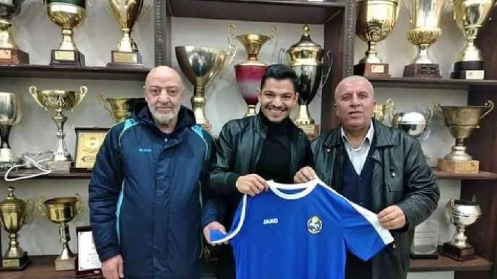 السلط يتعاقد مع زيد أبو عابد