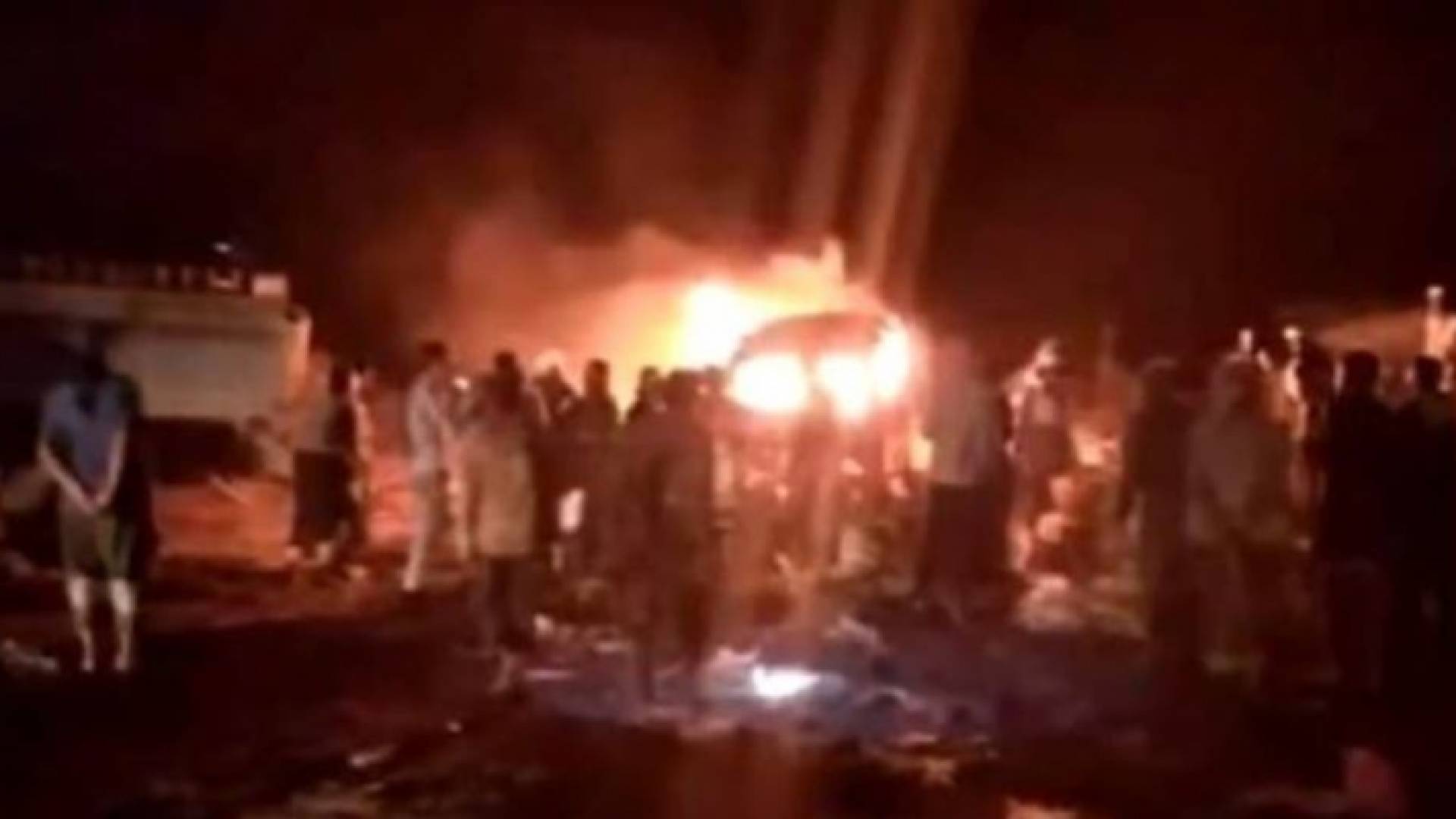 من مكان الانفجار