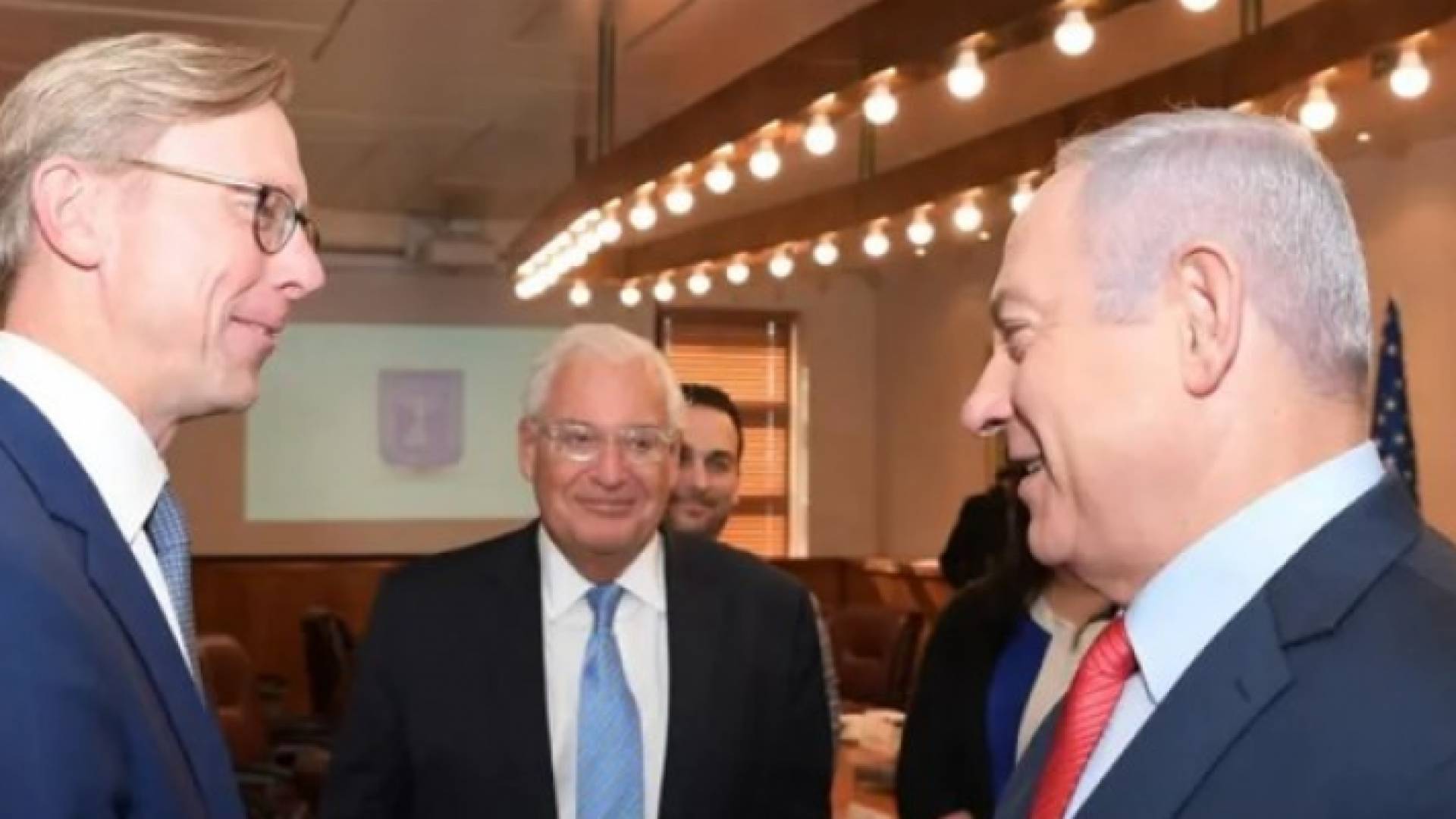 درس أمريكا بجدية الافصاح عن الشق السياسي من خطة السلام قبل انتخابات الاحتلال بشهر 3