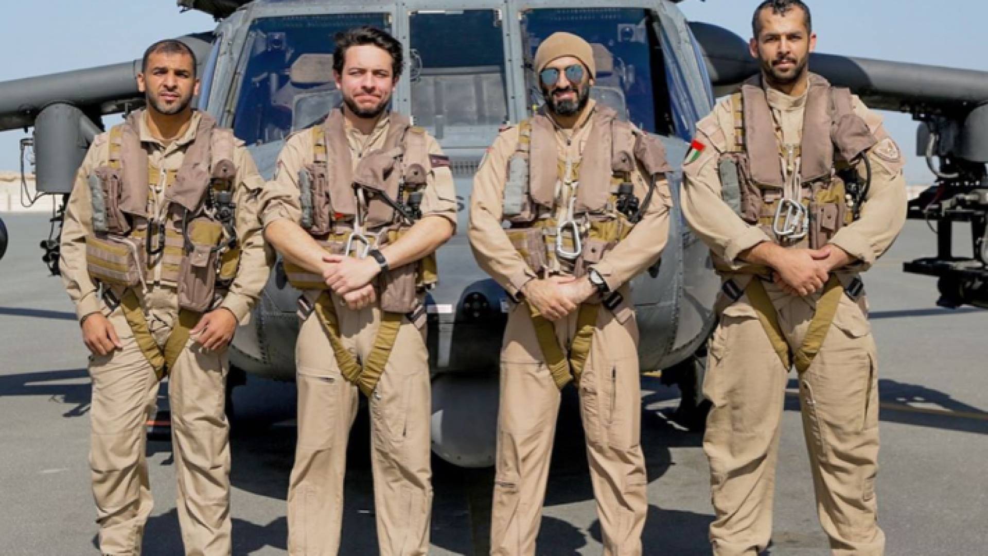 الصورة نشرها ولي العهد انستغرام