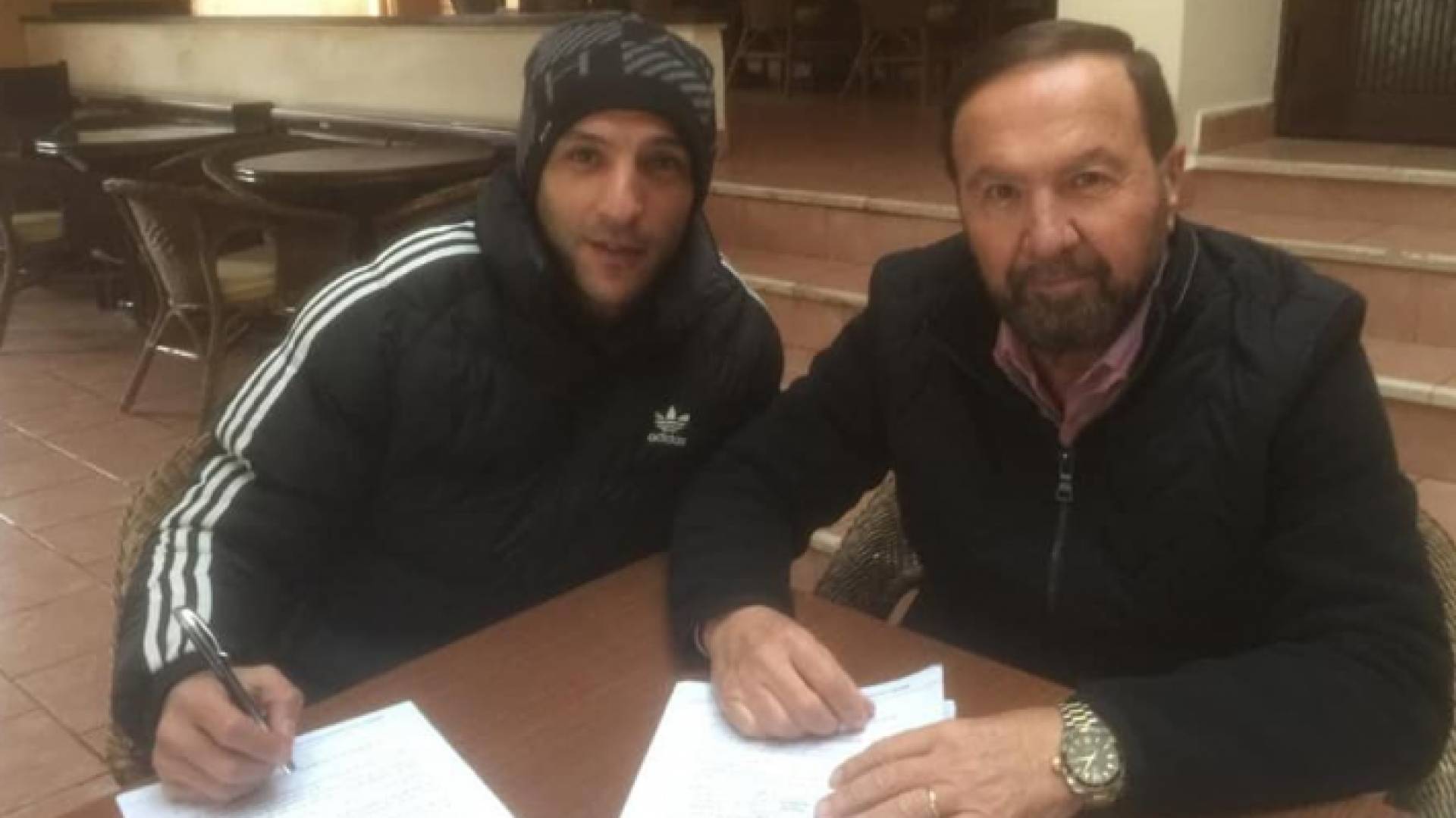 لؤي عمران يجدد عقده مع شباب الأردن