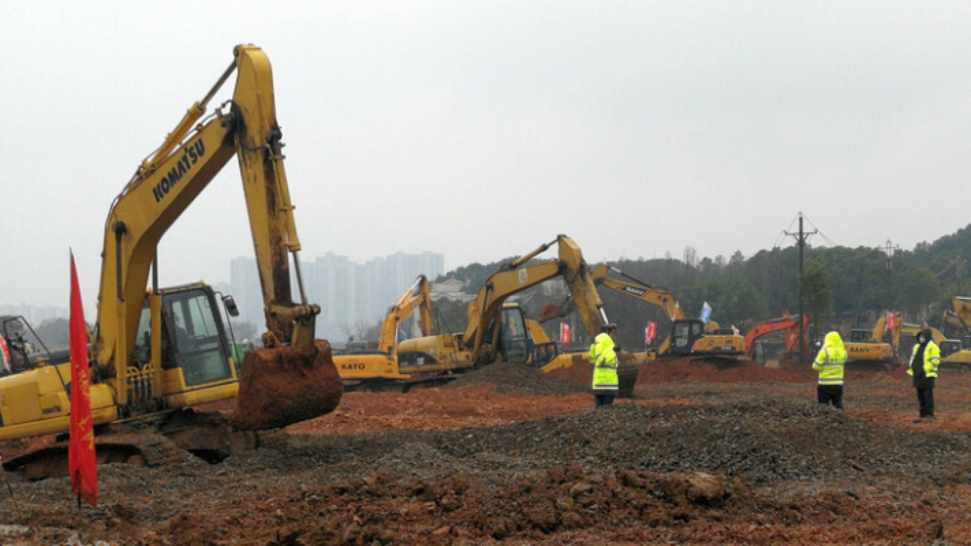 الصين تبهر العالم ببناء مستشفى في 10 أيام