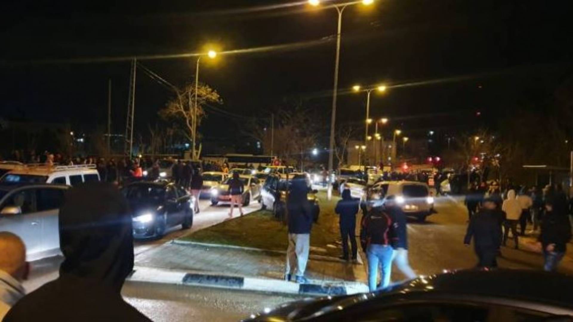 المقدسيين يبحثون عن طفل مفقود
