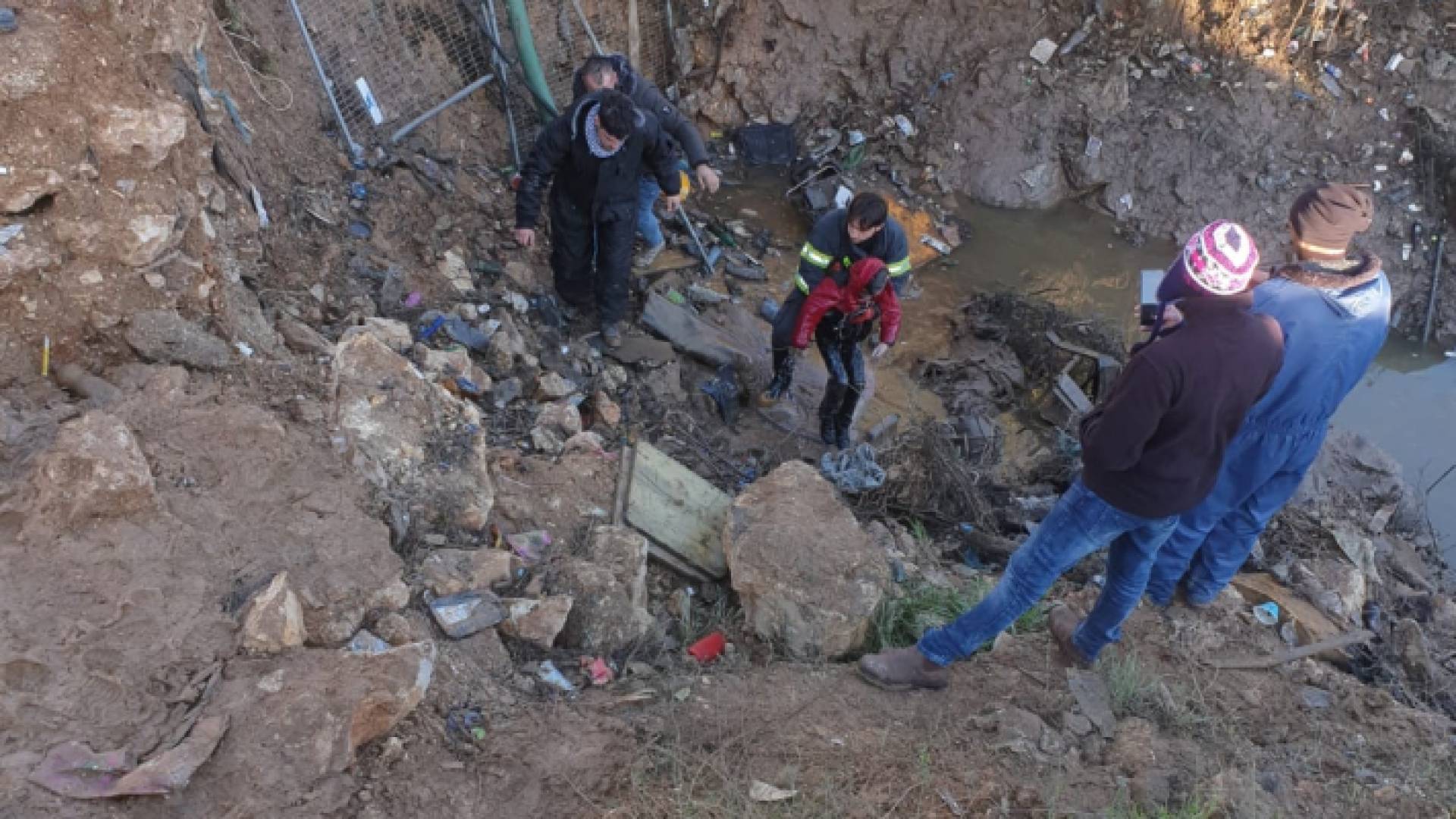 لحظة العثور على الطفل