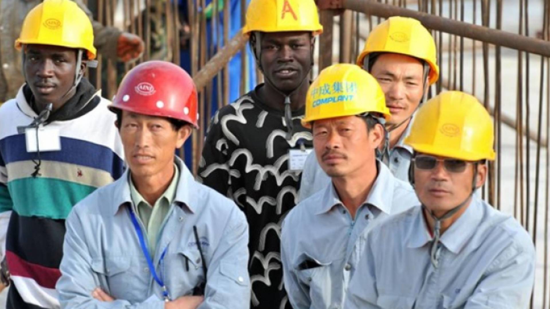 جابر لرؤيا: فريق طبي متخصص يتوجه الى مشروع العطارات لفحص "عمال صينيين"