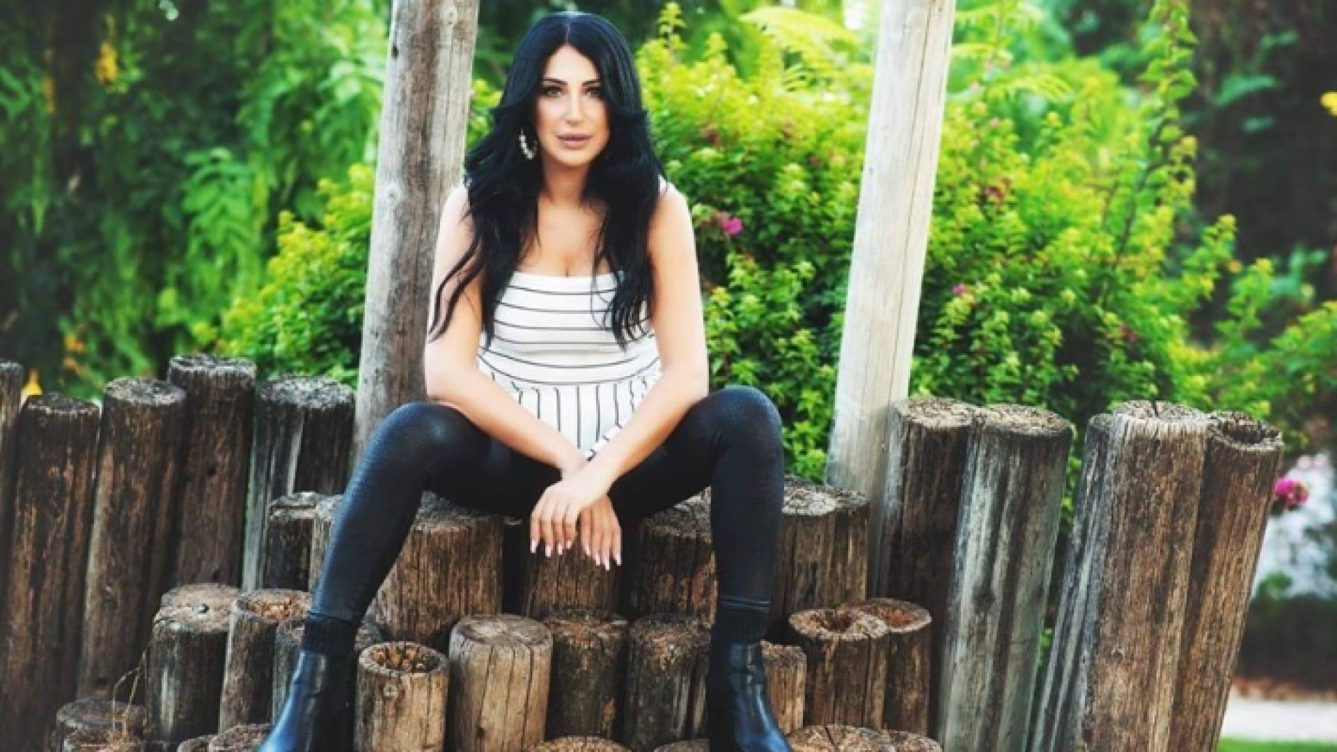 الفنانة إلهام روحانا