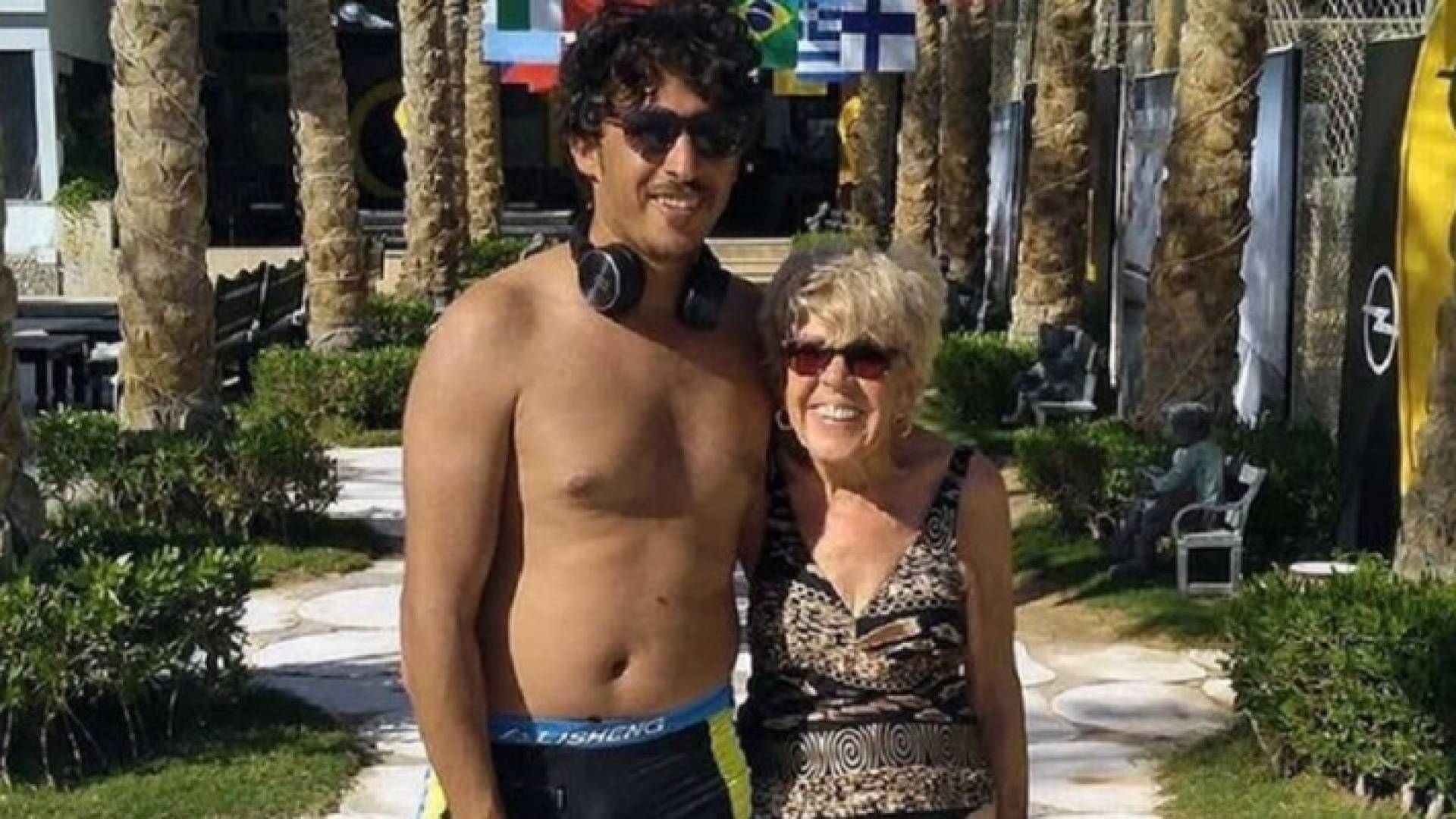 أكد أنه حبه حقيقي