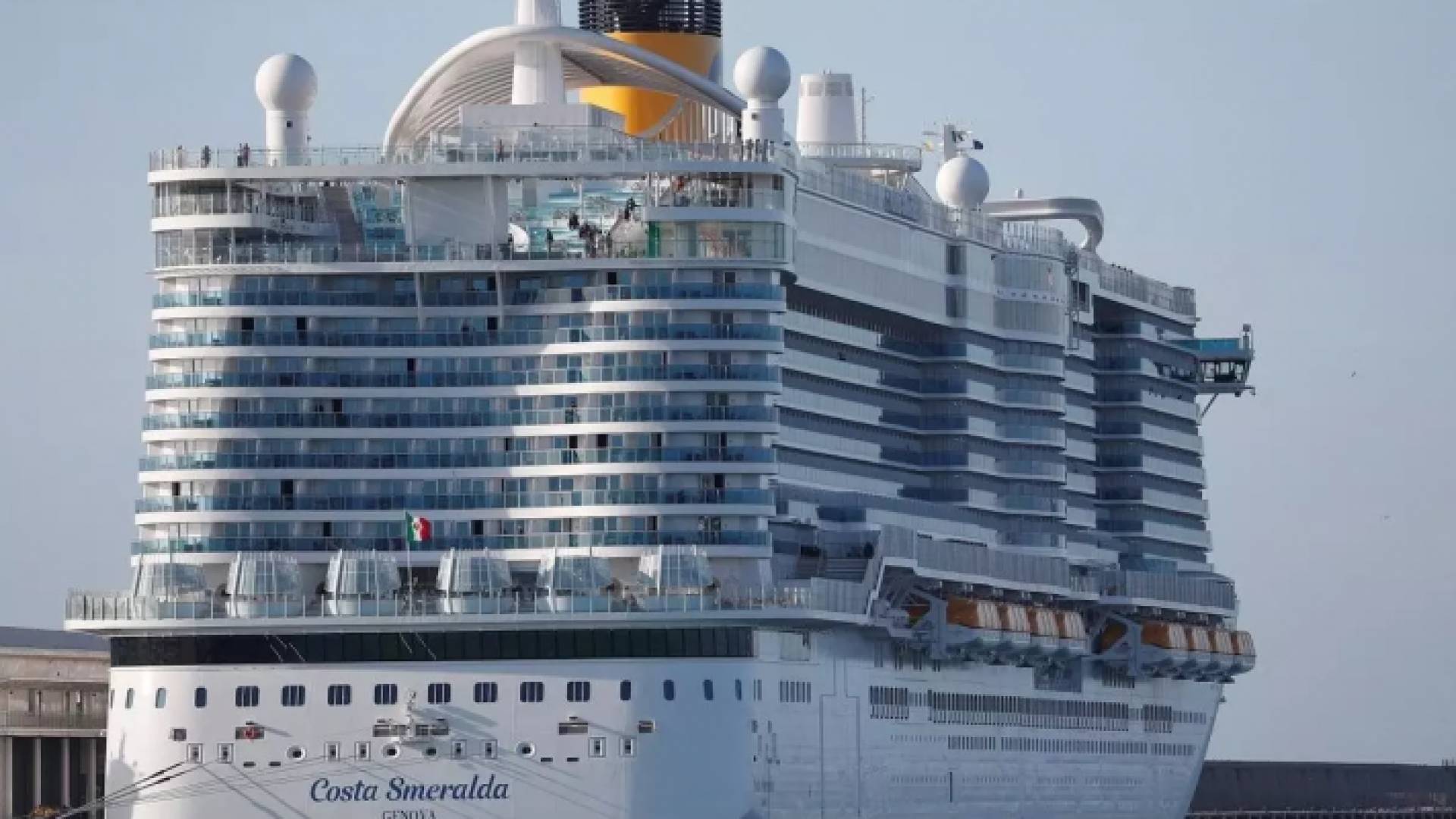 سفينة الرحلات البحرية Costa Smeralda Costa Crociere إيطاليا