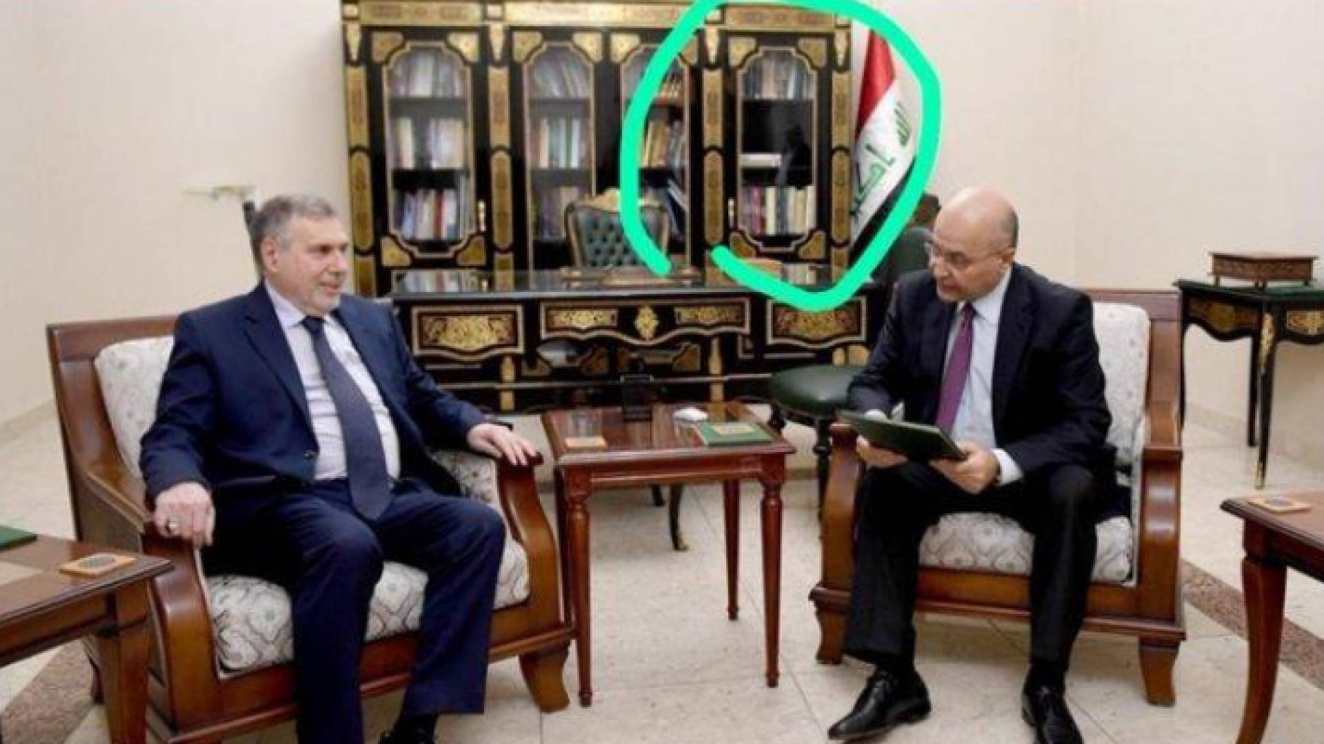 وصفه النائب بذيل ايران