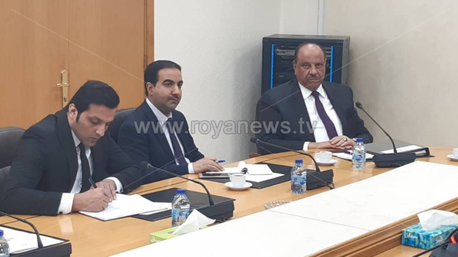 من اجتماع اللجنة