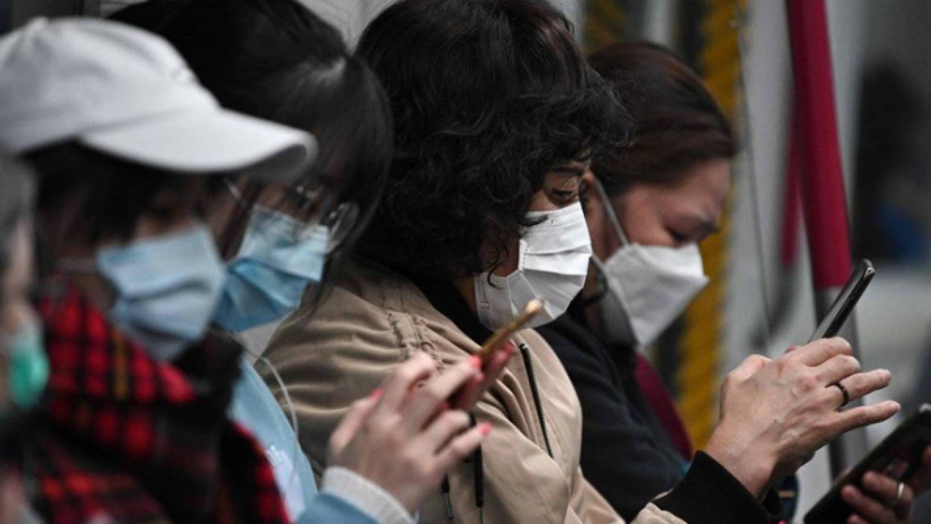 الفيروس الخطير ينتقل بين البشر