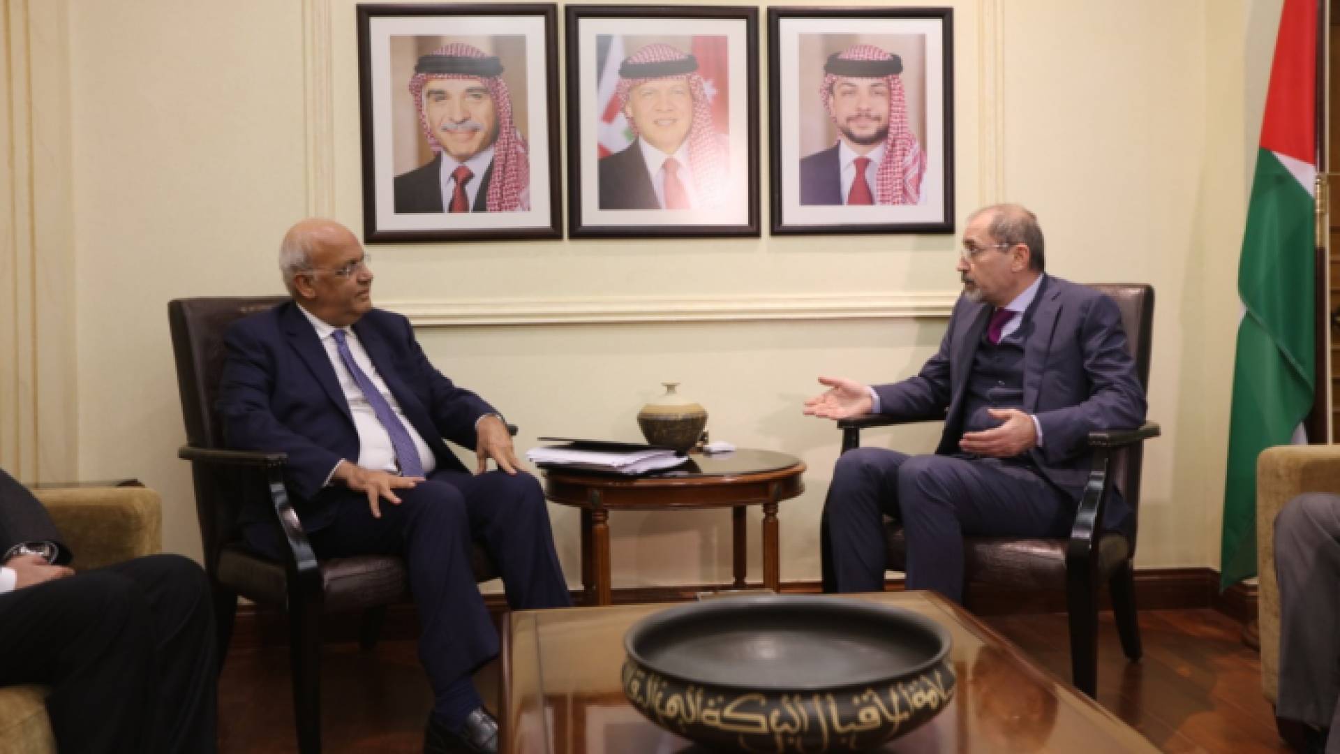 الصفدي وعريقات