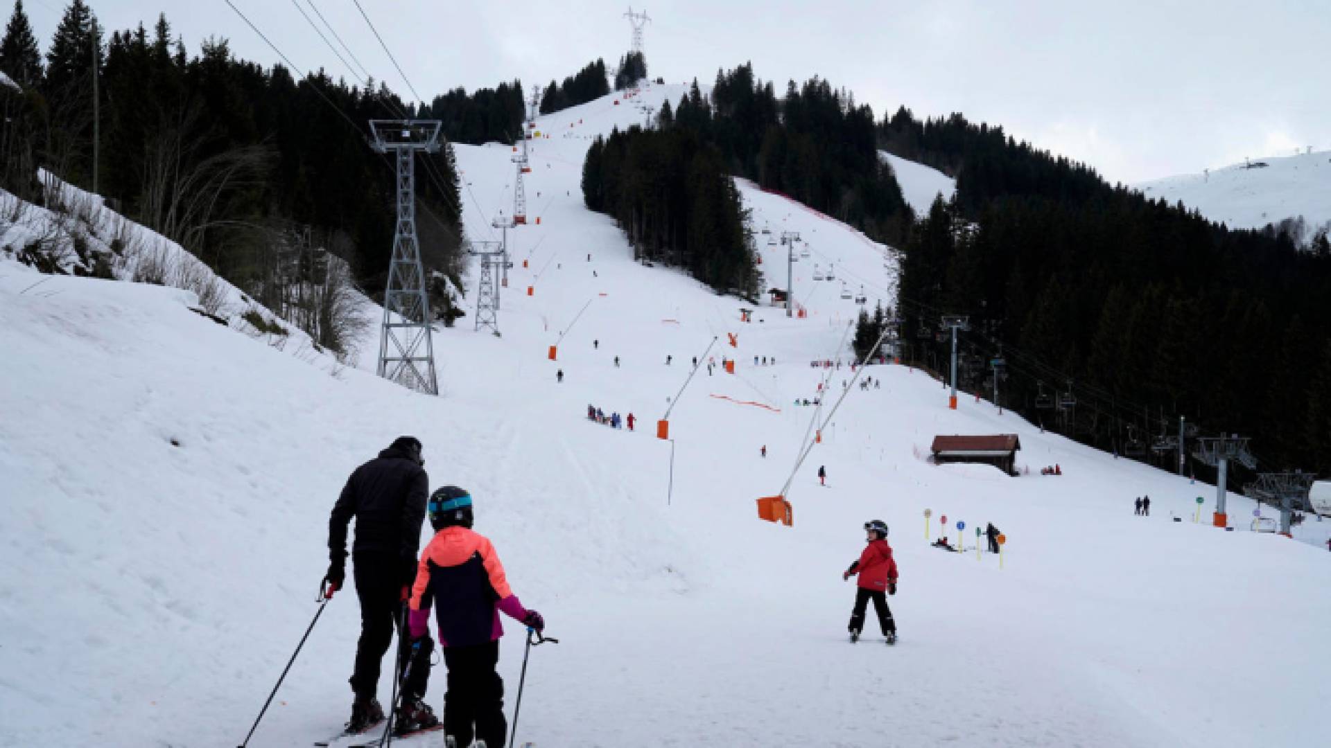 مخاوف بسبب سرعة انتشار الفيروس