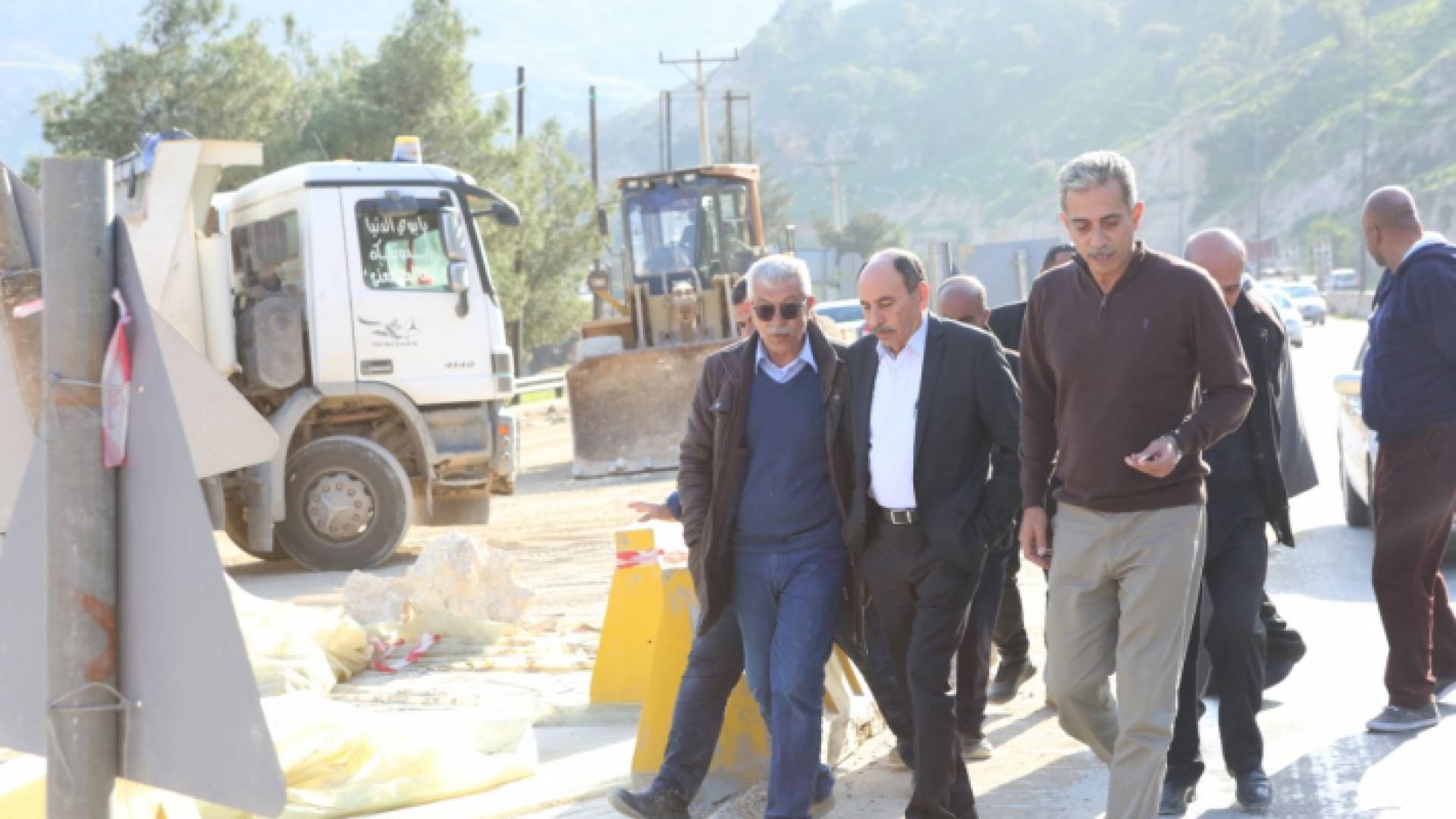 من زيارة وزير الاشغال