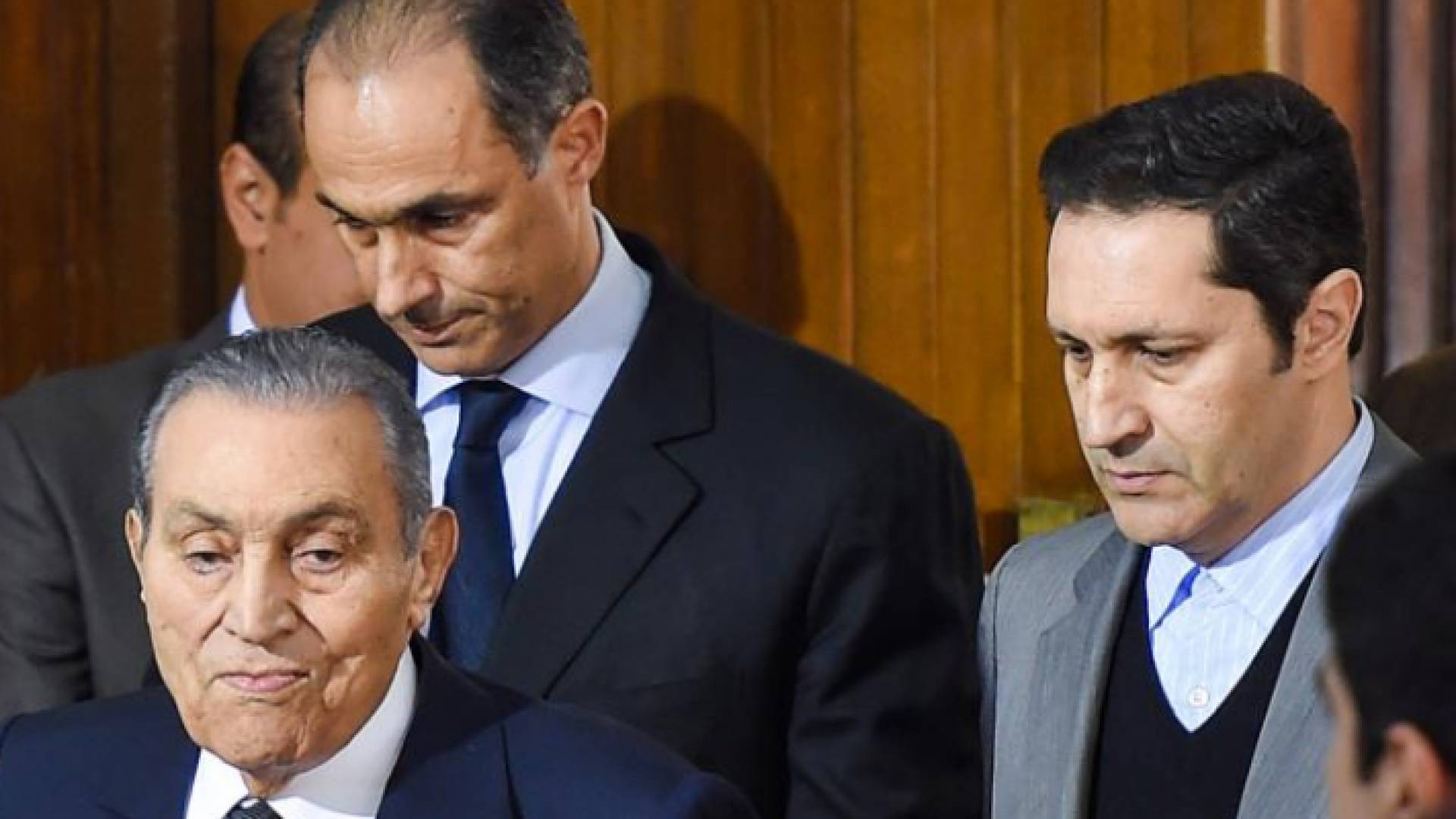 مبارك ونجليه علاء وجمال