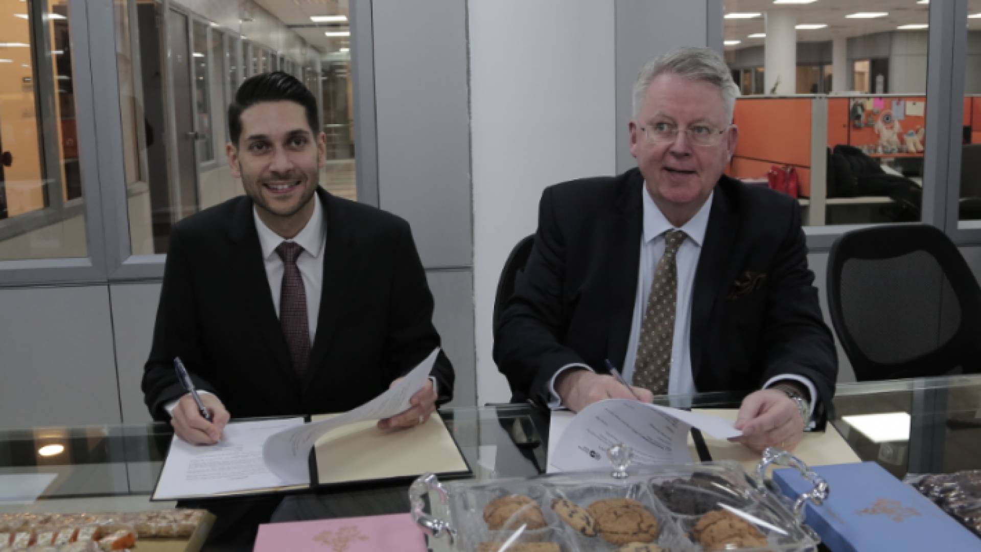 رؤيا وقعت اتفاقية للتبادل الإخباري مع مؤسسة التلفزة الألمانية (DW)