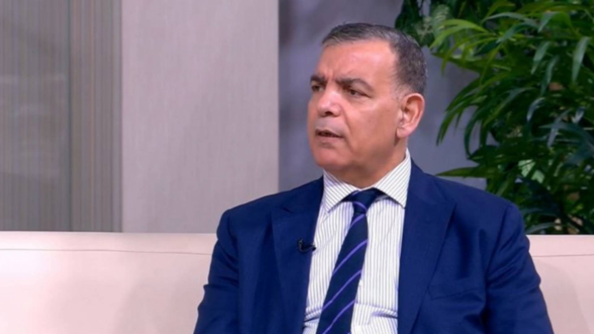 وزير الصحة، الدكتور سعد جابر