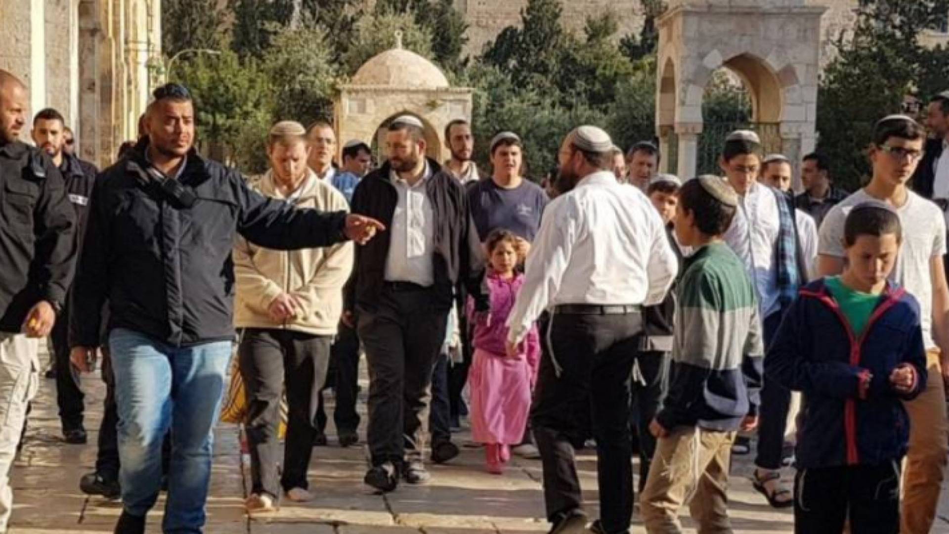 اقتحامات المستوطنين