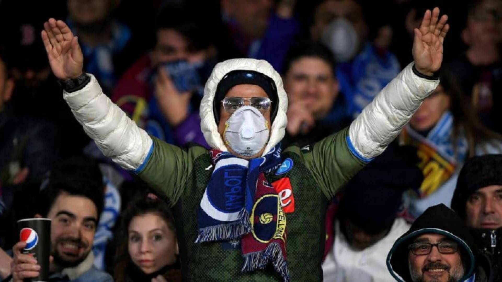 كورونا تسبب في تأجيل مباريات أو إقامتها من دون جمهور