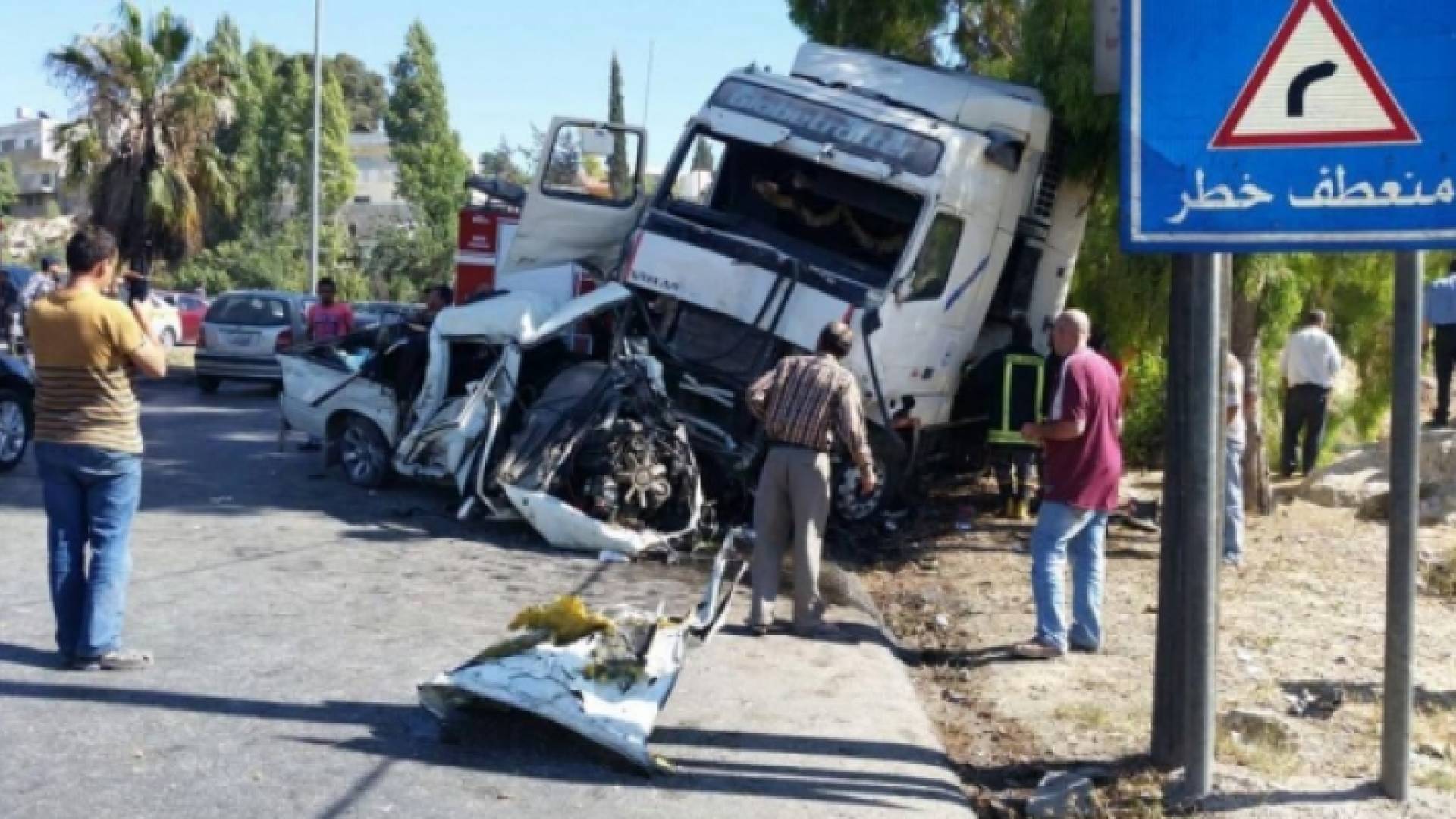 حادث سير في نزول صافوط .. الصورة أرشيفية