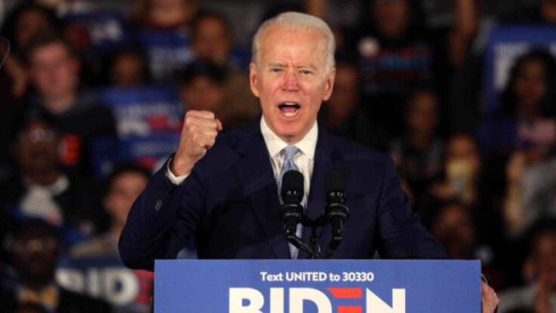 بايرن يفوز بانتخابات الحزب الديمقراطي في ولاية ماساتشوستس