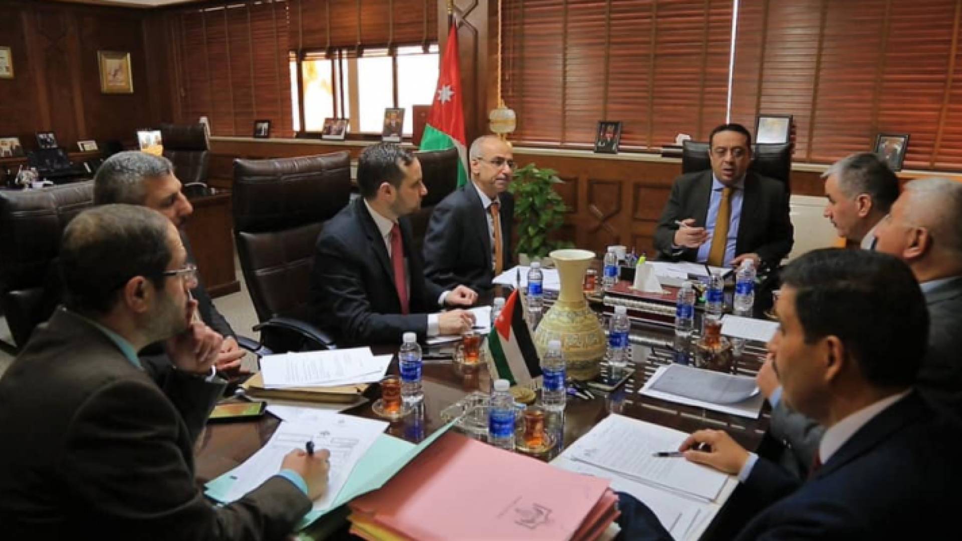 الحكومة تعلن نتائج المراجعة الشهرية للمخالفات الموثقة لديوان المحاسبة