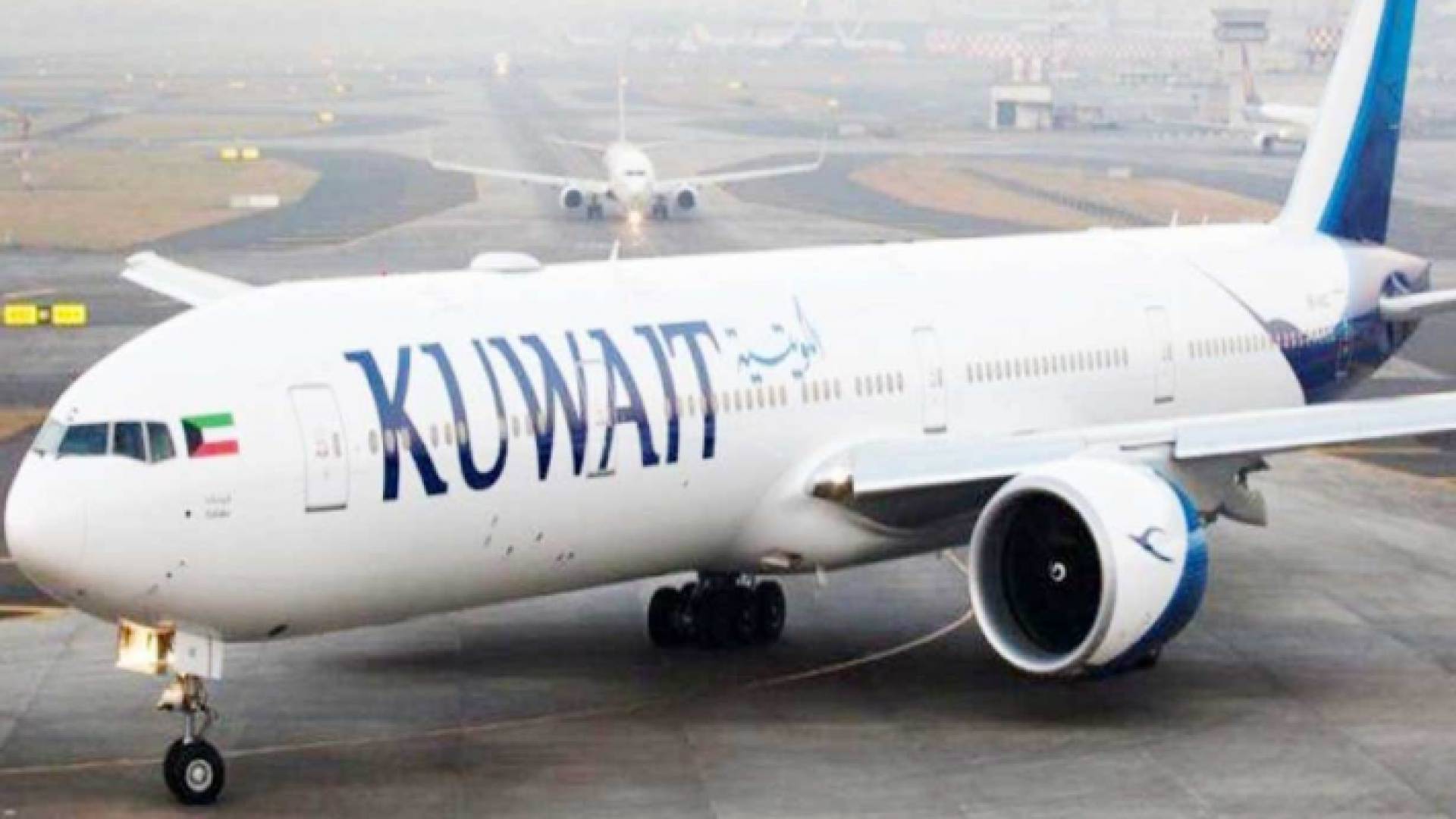 الكويت تعلن عن إجازة لمدة أسبوعين.. وتعليق الرحلات التجارية اعتبارا من الجمعة