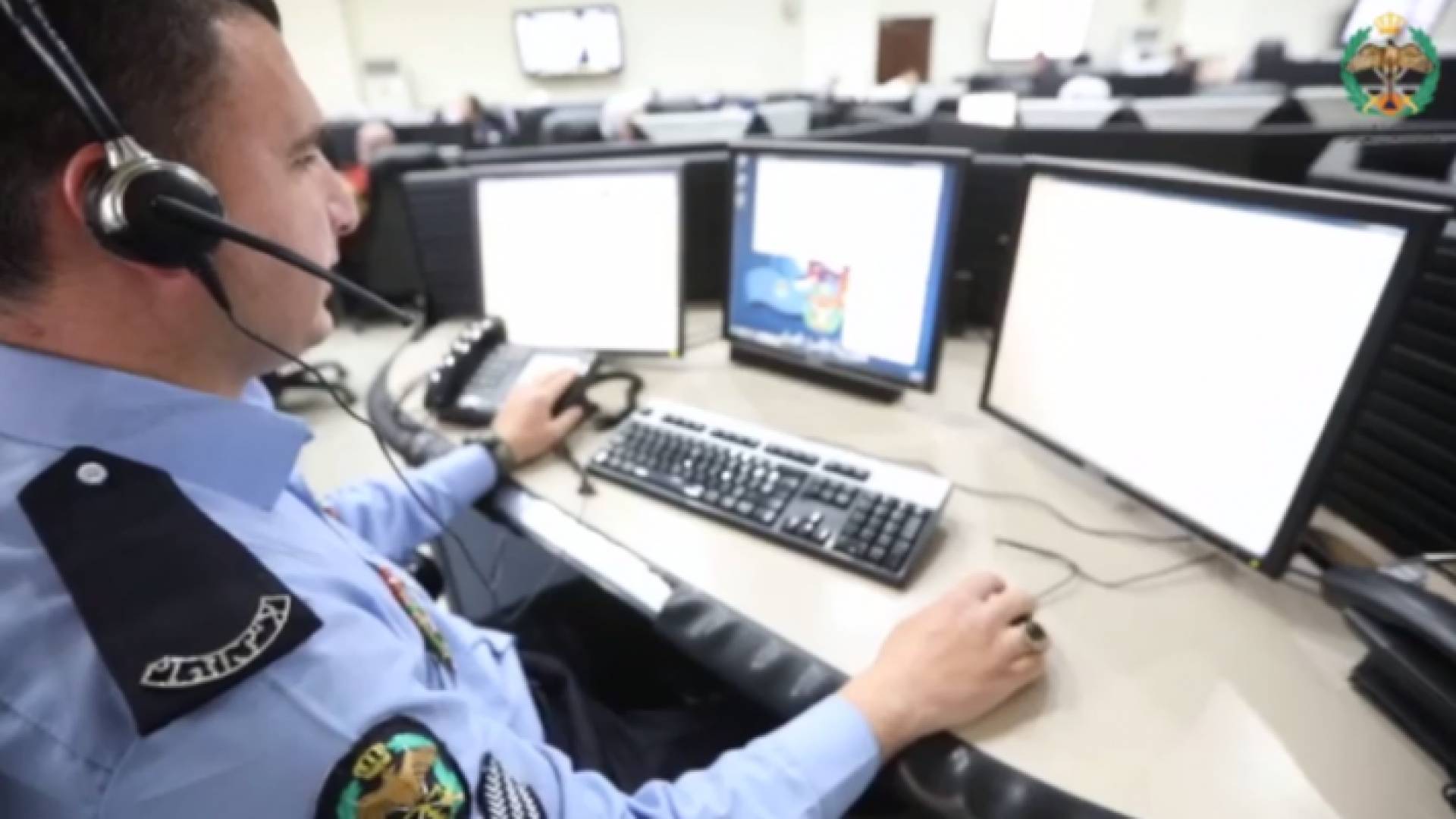 الأمن العام: مركز القيادة والسيطرة تعامل أمس مع 43 الف مكالمة هاتفية