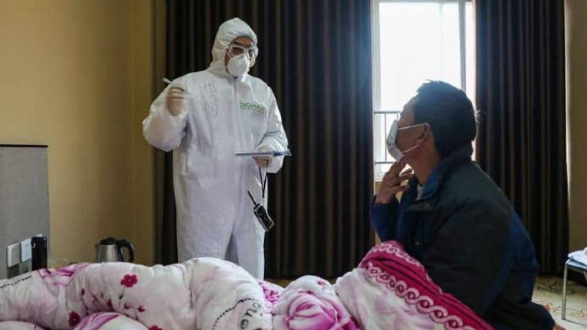 الصين تعلن انقلابا "غير مسبوق" في إصابات كورونا