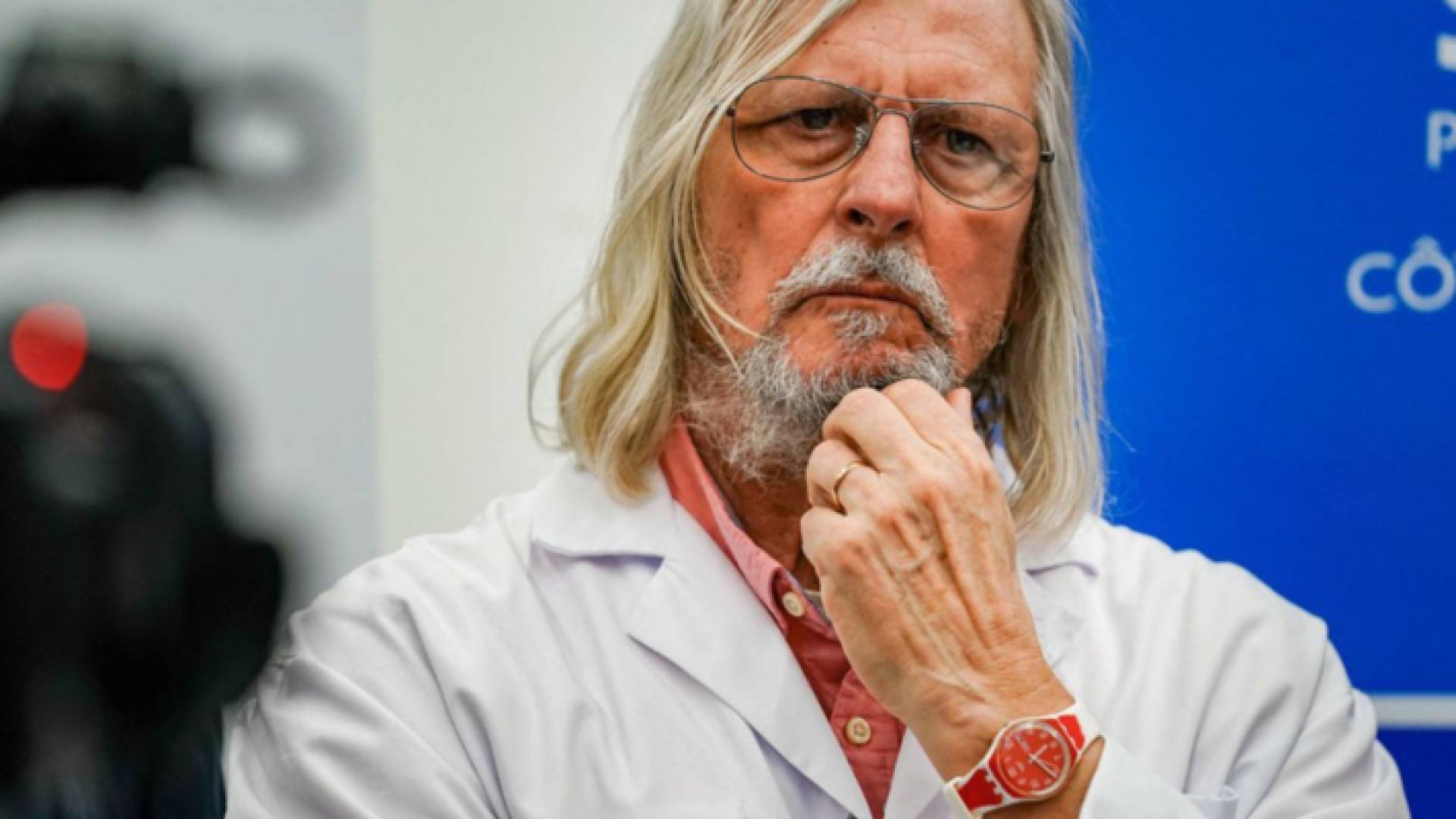 بعد تجارب سريرية صدر تقرير أولي يوصي باستخدامه لمعالجة المصابين